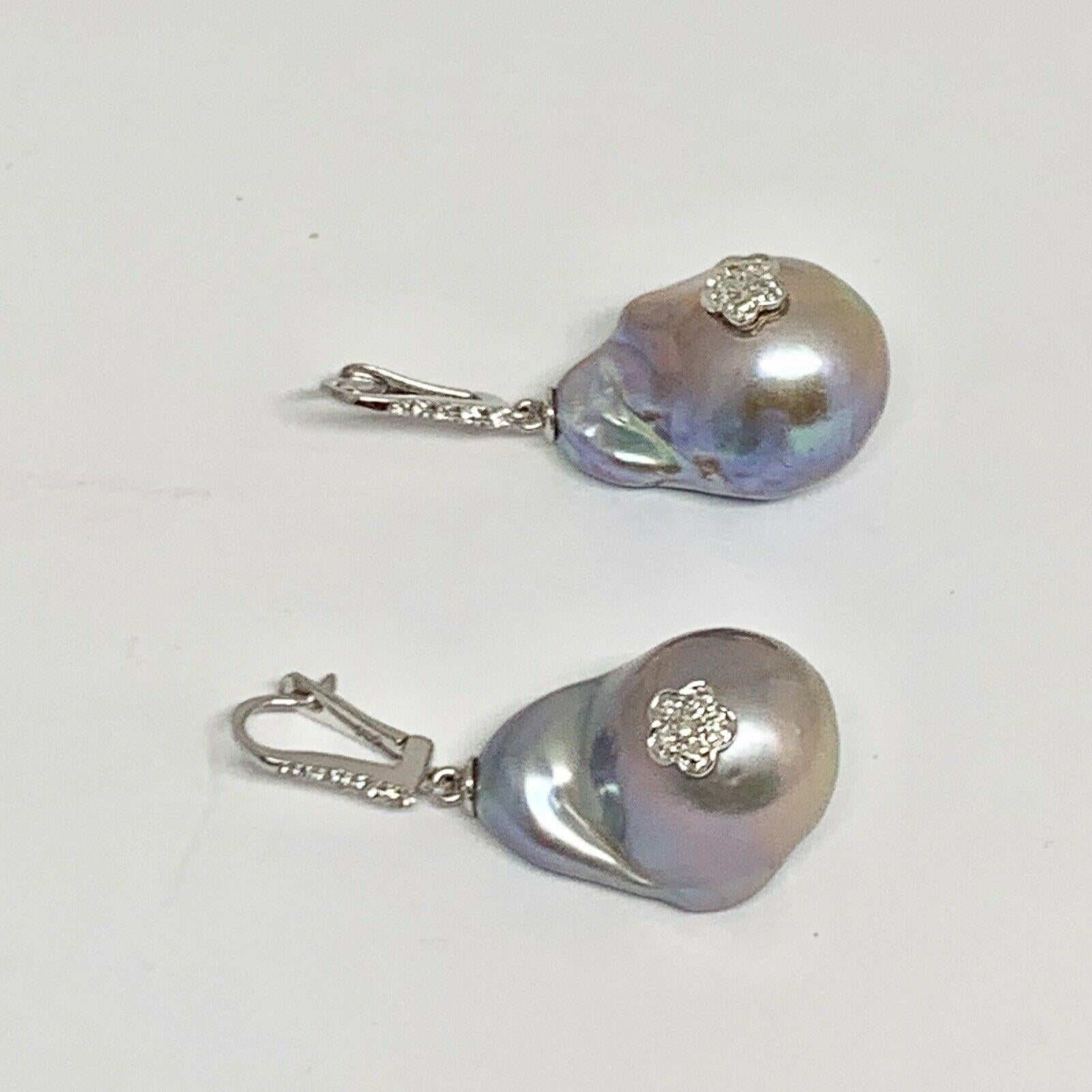 Modern Diamond Freshwater Pearl Earrings 14 Karat Gold Grey 23.2 Mm Certified For Sale