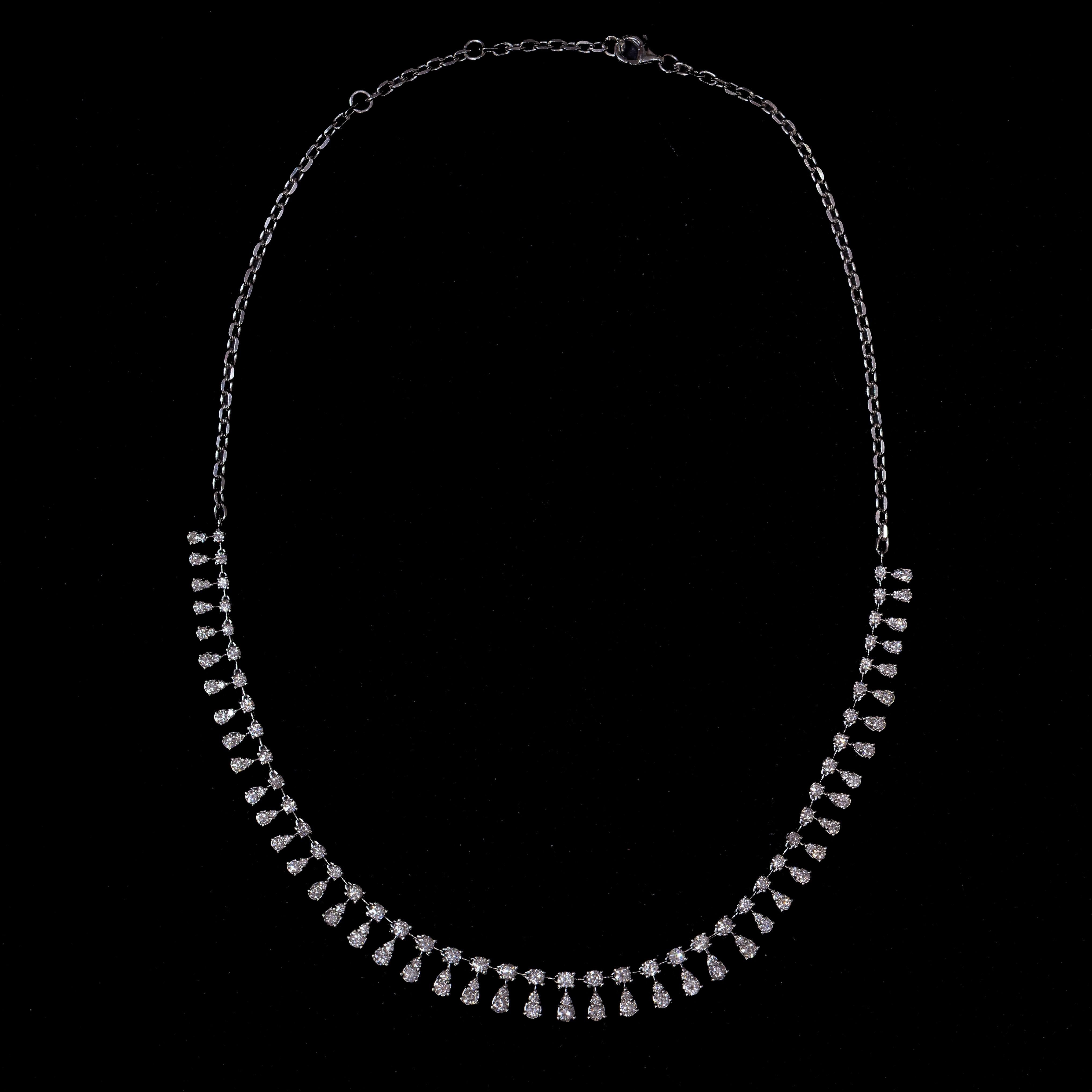 Collar con Flecos de Diamantes Gota Redonda Brillante Oro Blanco 18K Portugueses 2020s en venta 5