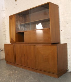 Diamond Front Cabinet w/ Bookcase Topper