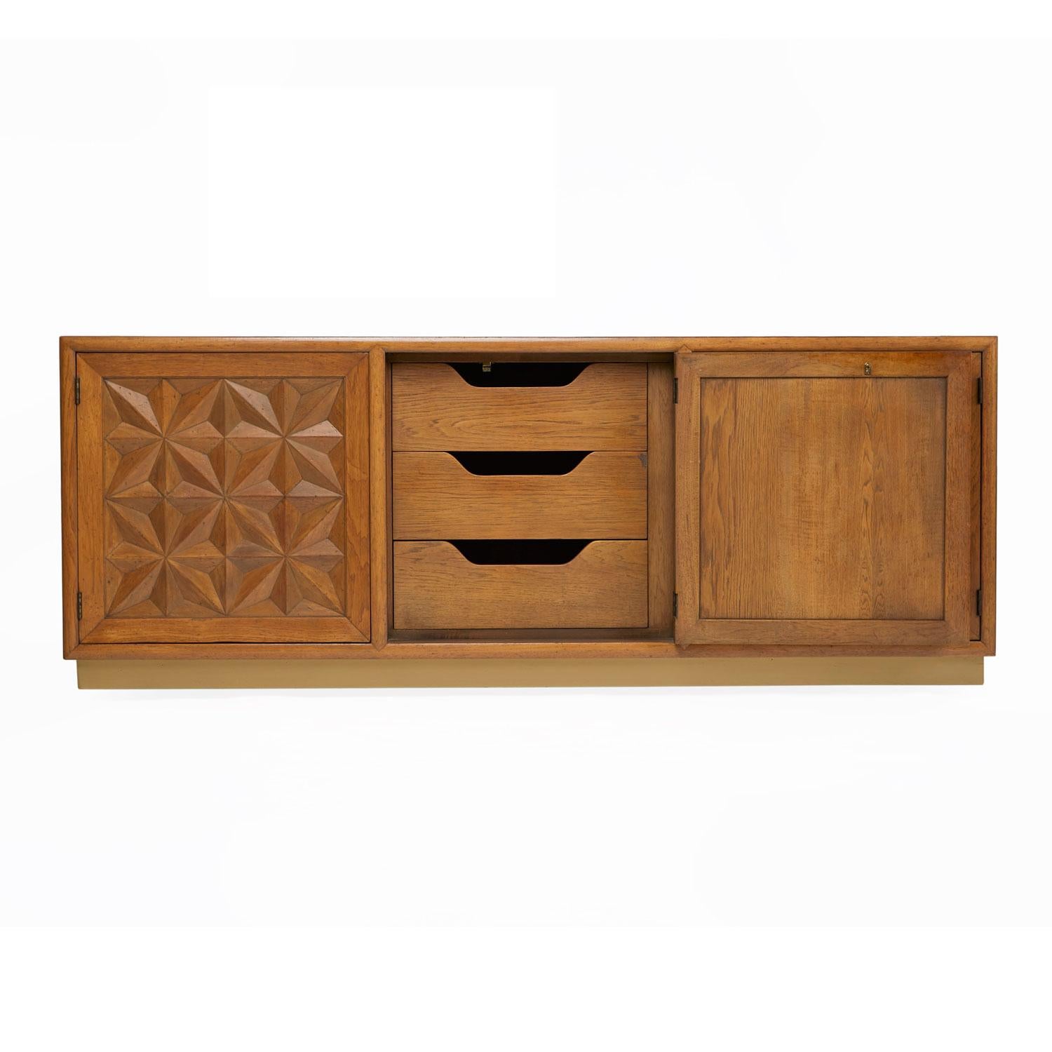 moroccan credenza