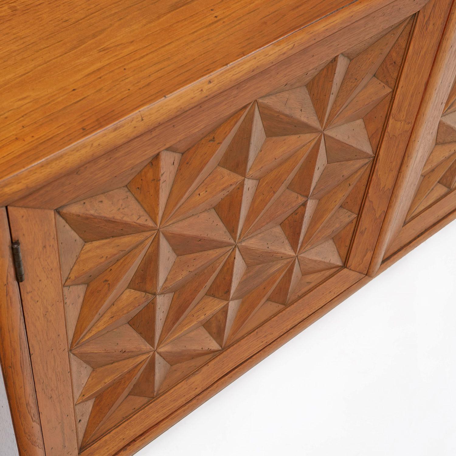 Mid-Century Modern Moroccan Style Pecan Diamond Front Hollywood Regency Henredon Credenza Sideboard