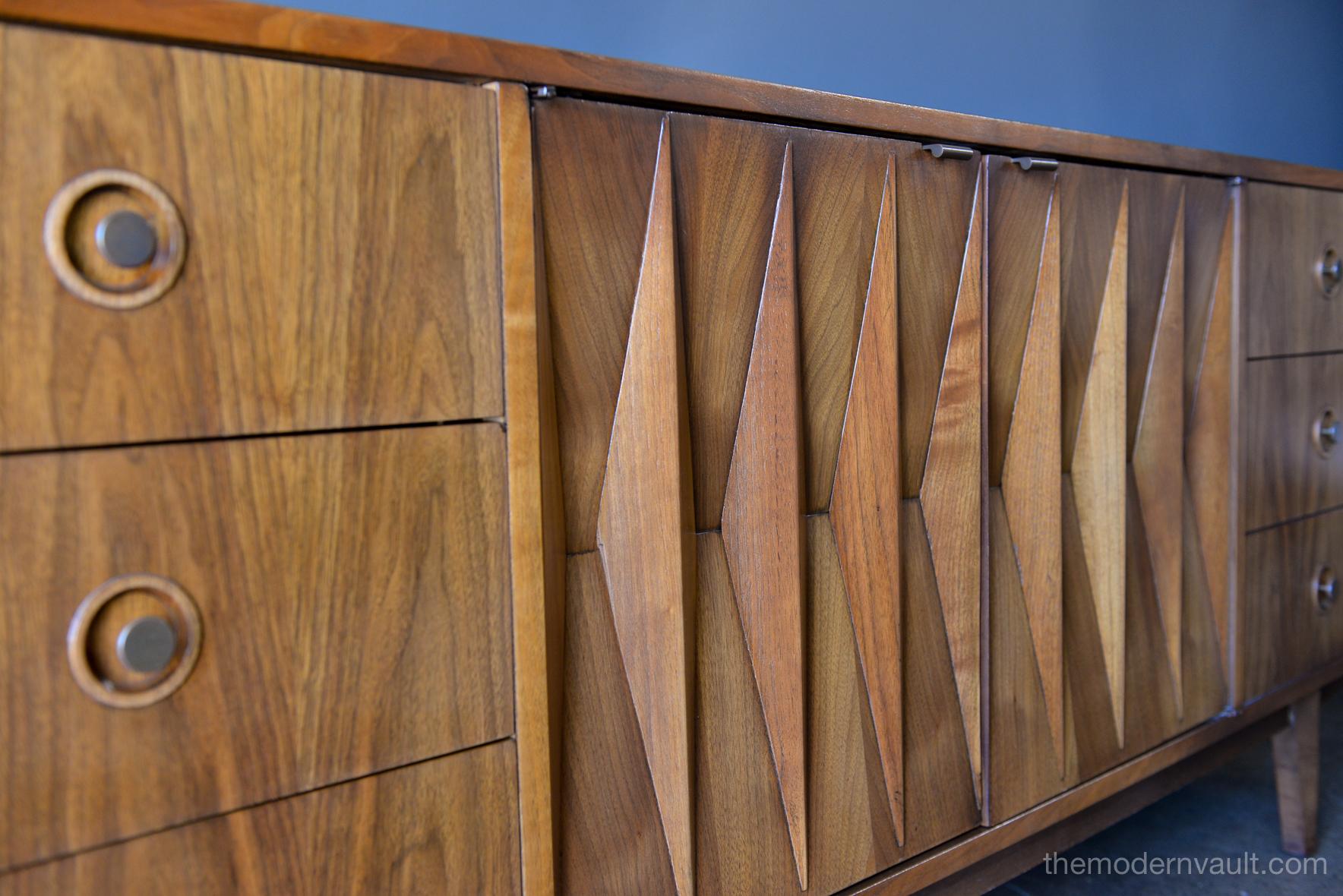 Mid-20th Century Diamond Front Sculpted Walnut Credenza by Albert Parvin, circa 1960