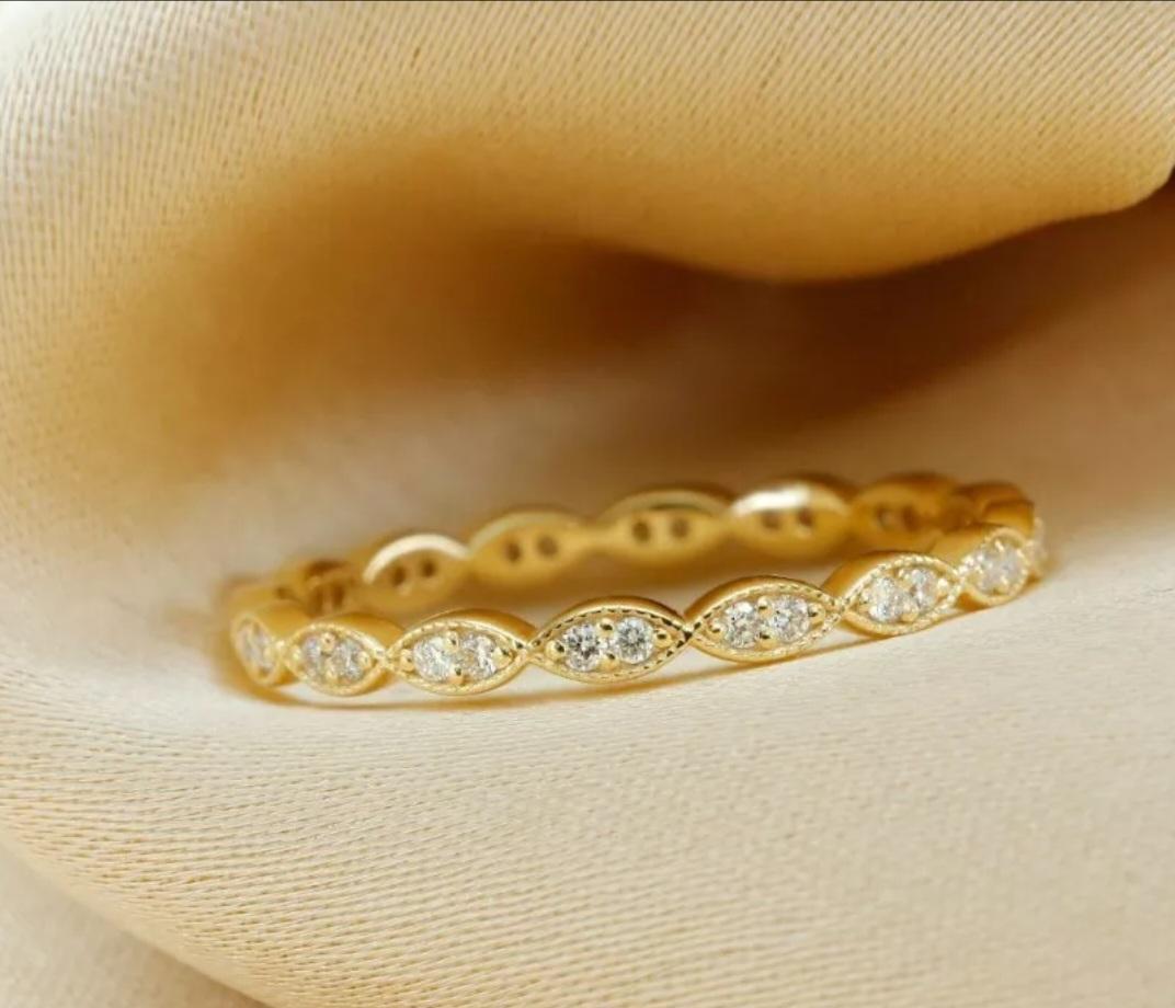 da uomo o donna Anello a fascia con diamante a forma di marquise per l'eternità in oro massiccio 14k. in vendita