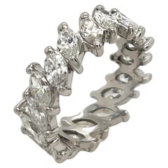 Diamant-Eternity-Ring aus 18 Karat Weißgold mit Voll-Eternity-Diamanten und 3,60 Karat Marquise-Diamanten
