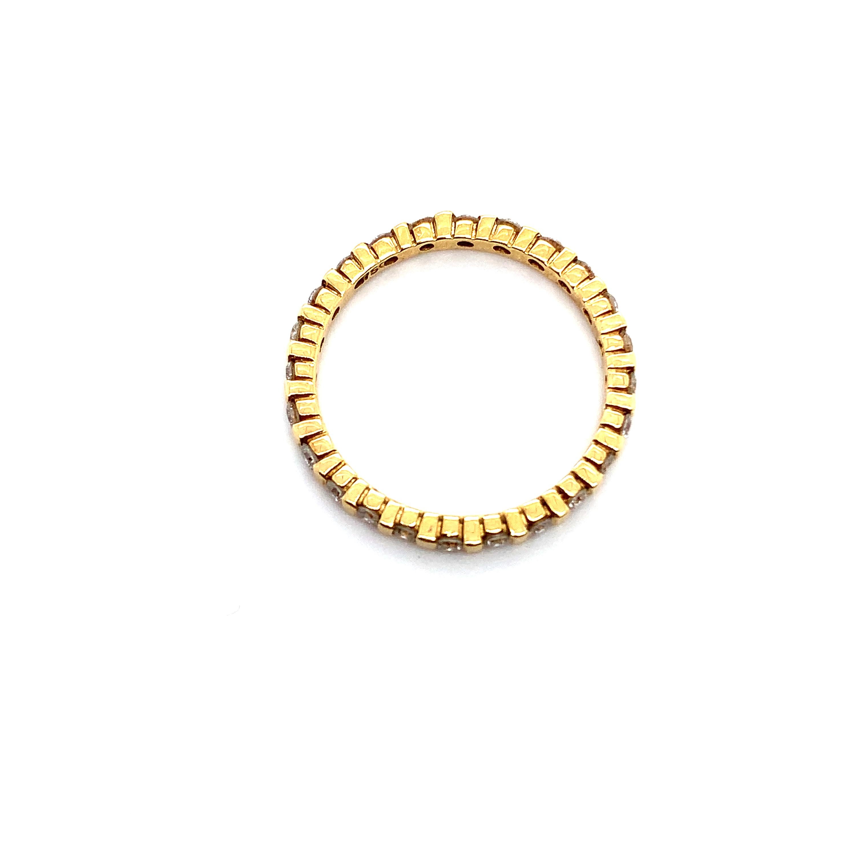 Diamond full eternity wedding ring 18k yellow gold In New Condition For Sale In London, GB