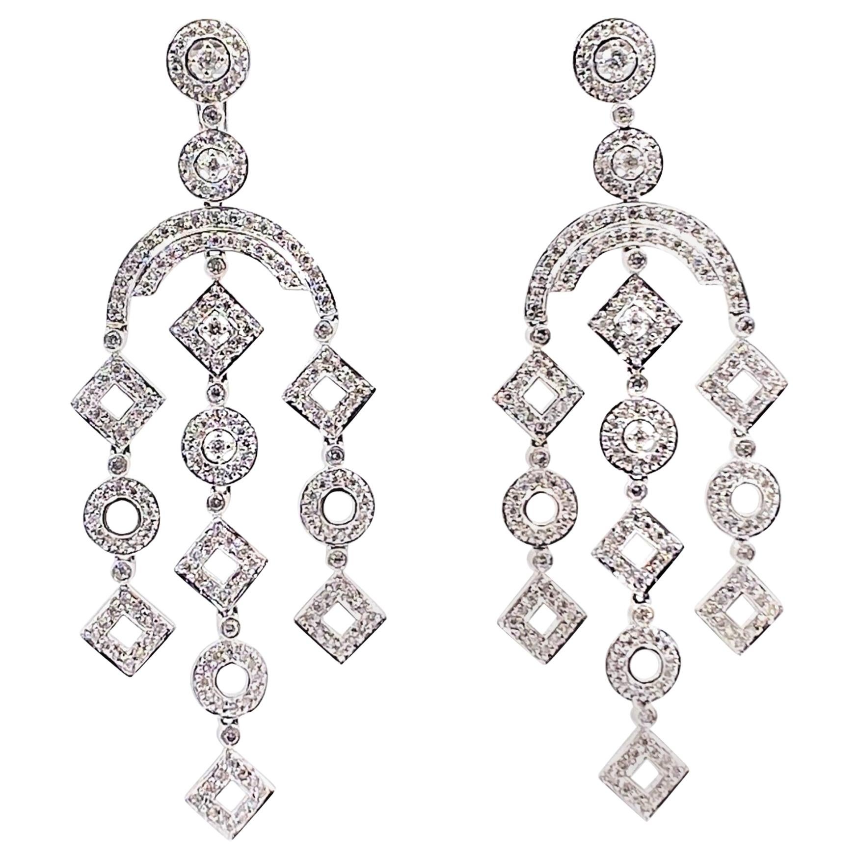 Boucles d'oreilles lustre géométriques en or 14 carats avec diamants d'un poids total de 2 carats