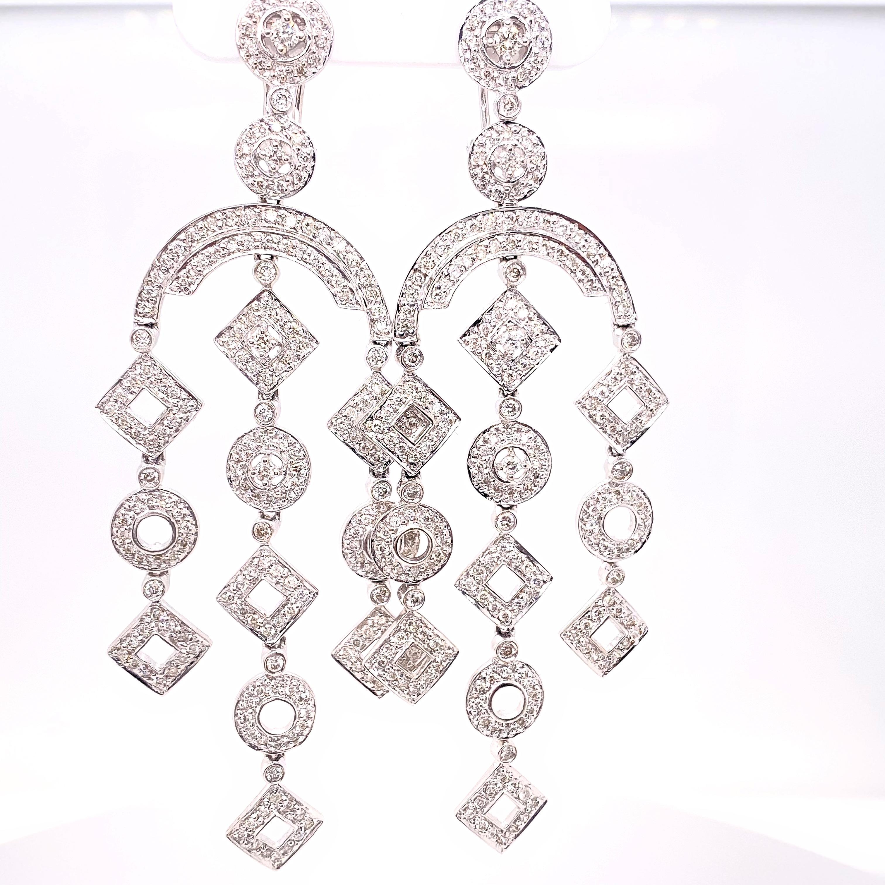 Diamond Geometric Chandelier Earrings 2 Carat Total Weight in 14 Karat Gold For Sale 5