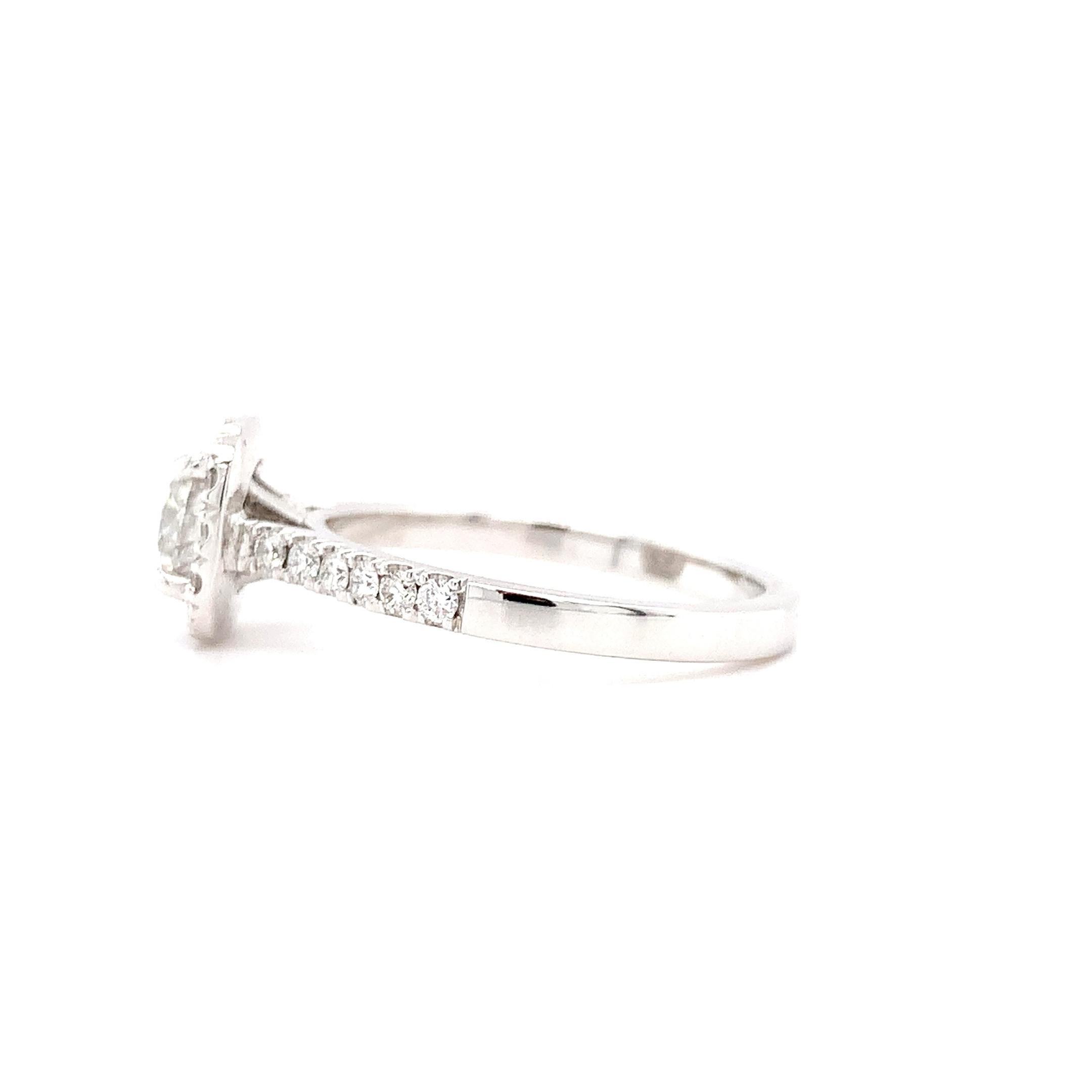 Women's Diamond GIA certified halo engagement ring platinum For Sale