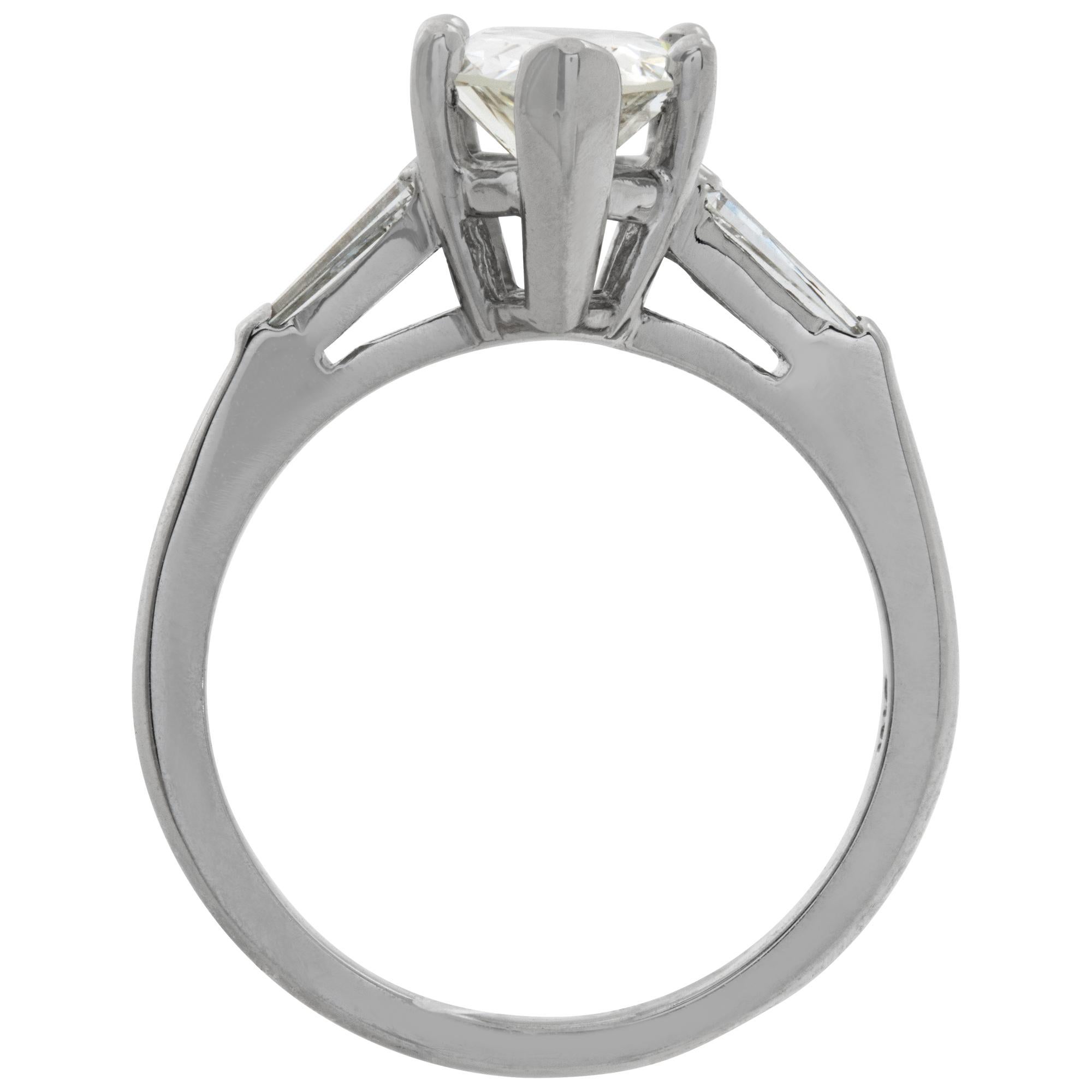 Diamond GIA certified Pear shape ring In Excellent Condition For Sale In Surfside, FL