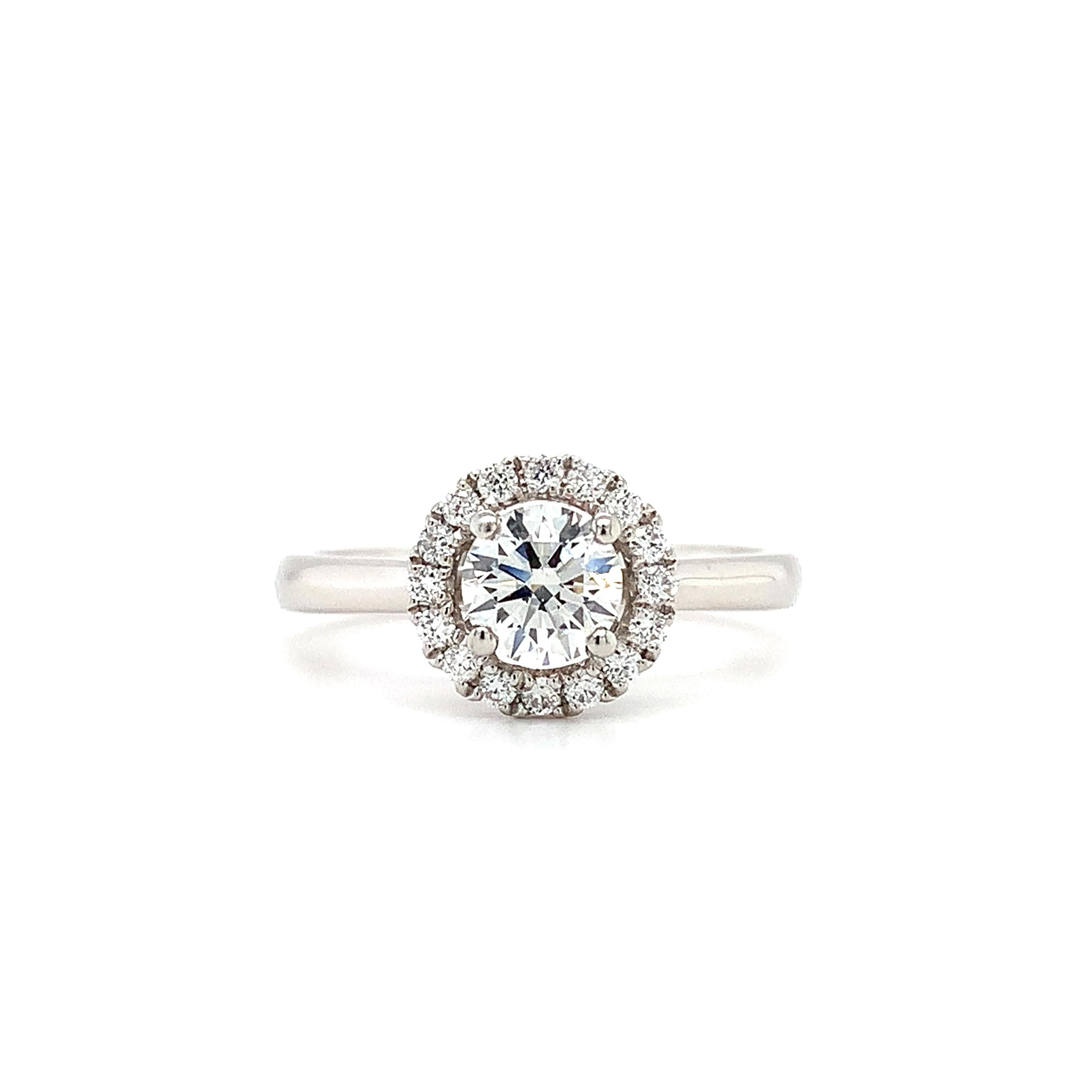 Platin-Verlobungsring, Diamant GIA Halo Solitär mit Diamant (Moderne) im Angebot