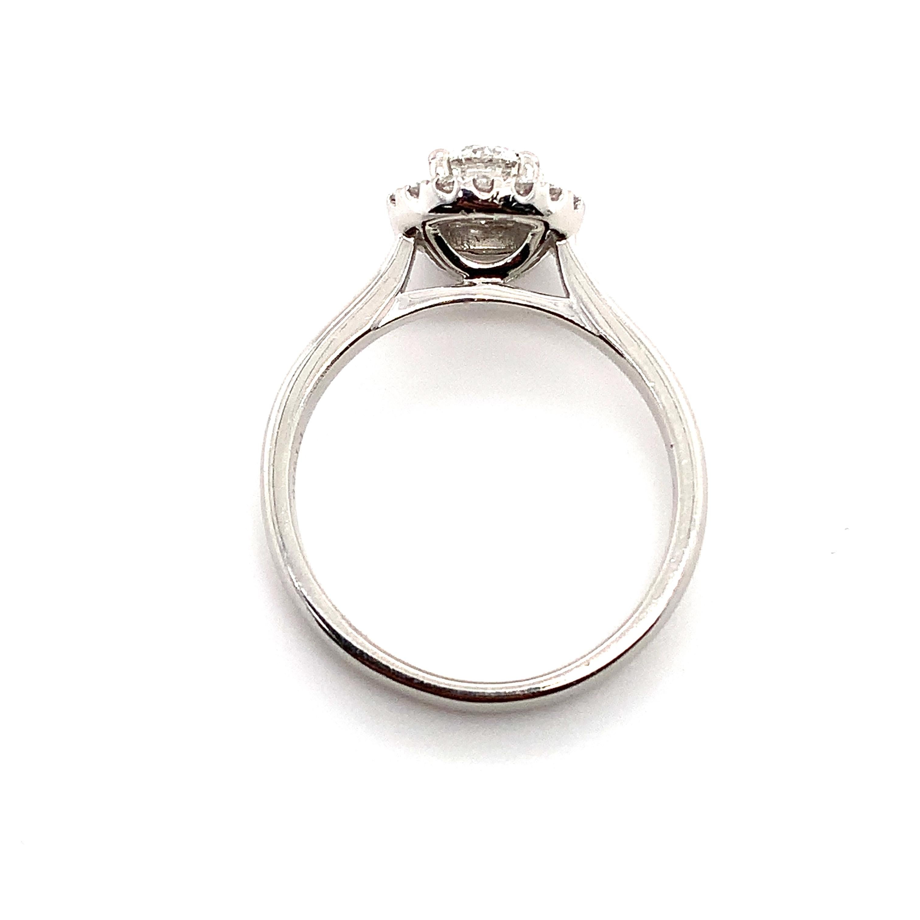 Platin-Verlobungsring, Diamant GIA Halo Solitär mit Diamant im Angebot 1