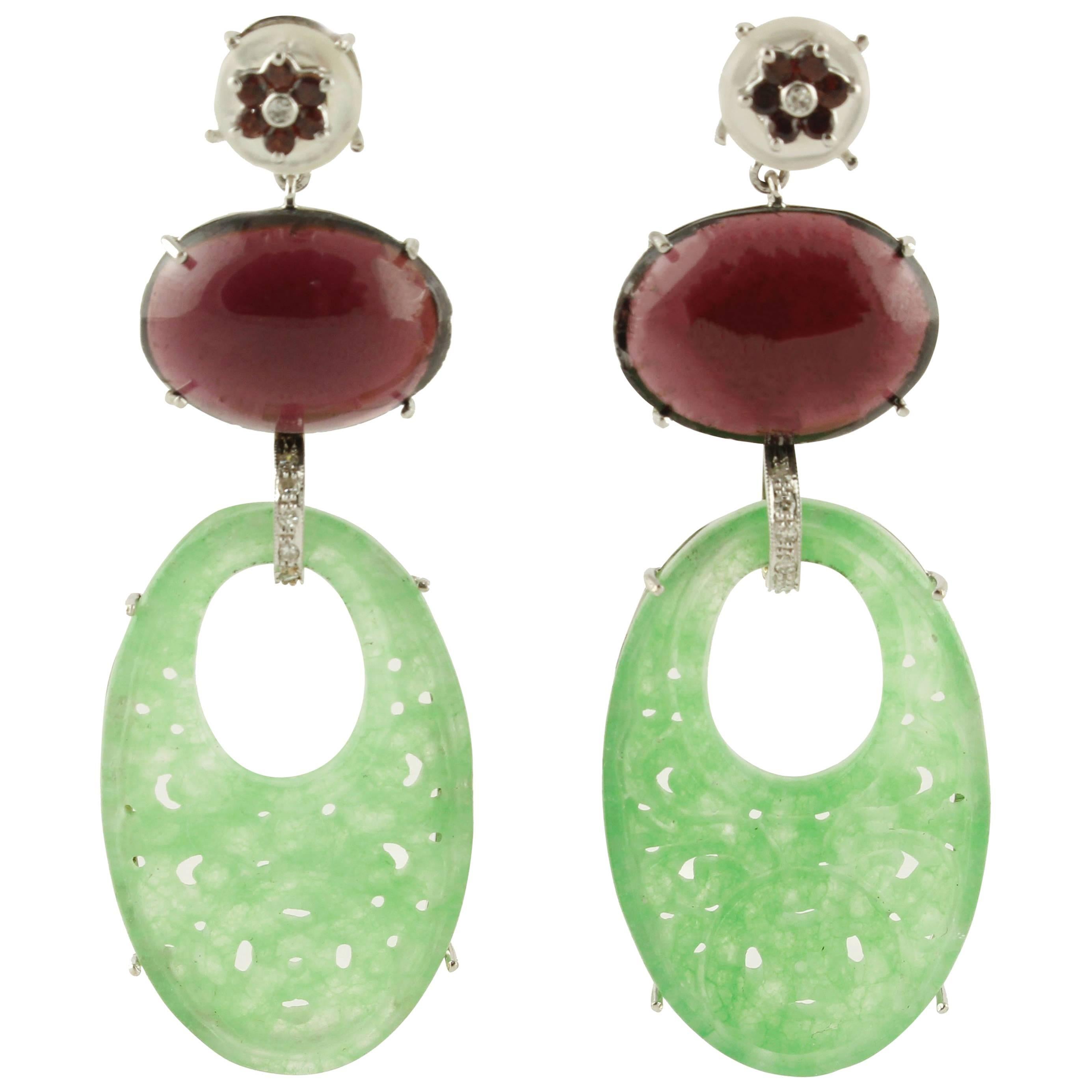 Boucles d'oreilles or blanc grenat Giade diamant pierres blanches en vente
