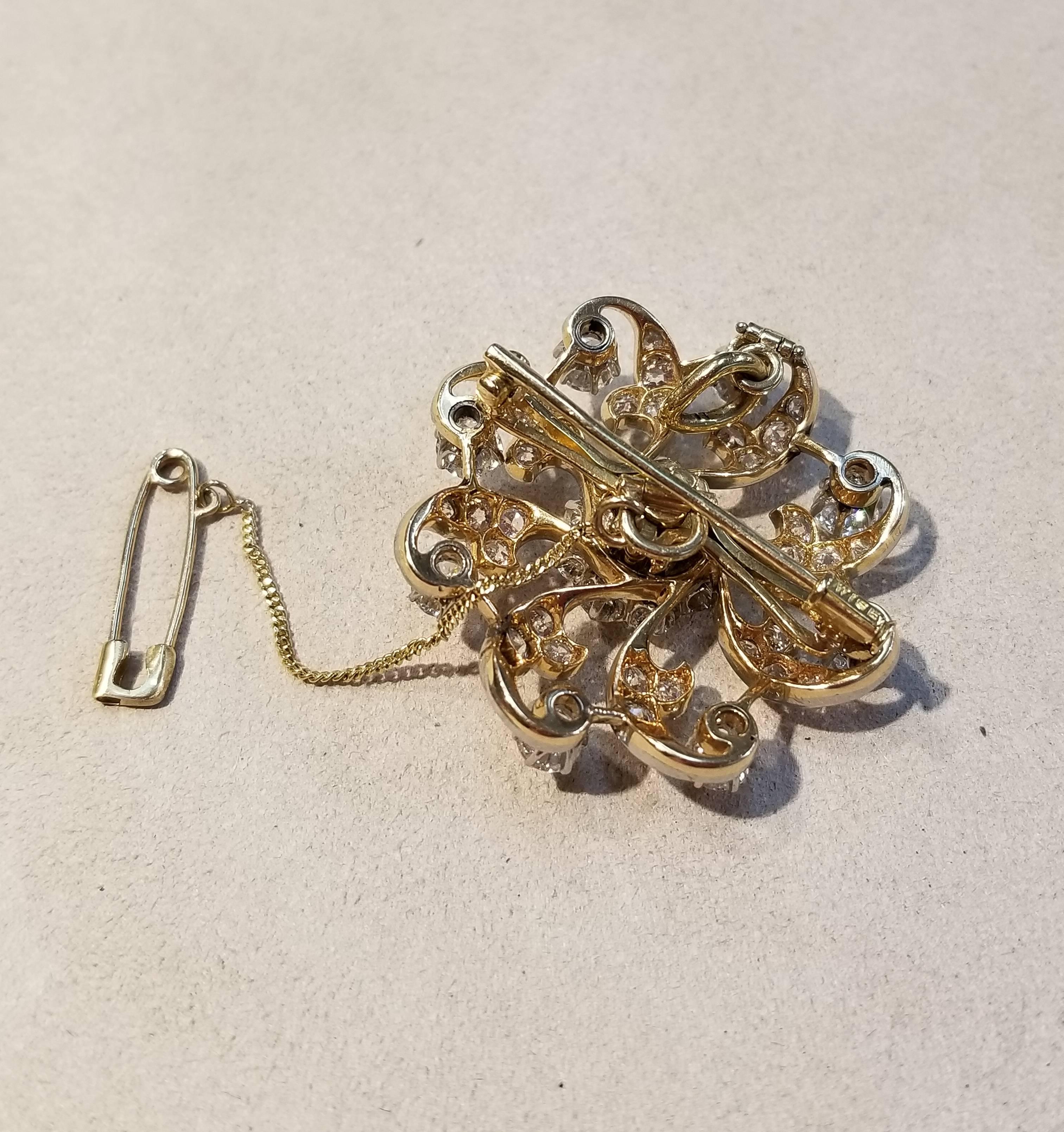 Women's Diamond, Gold and Platinum Flower Pin For Sale