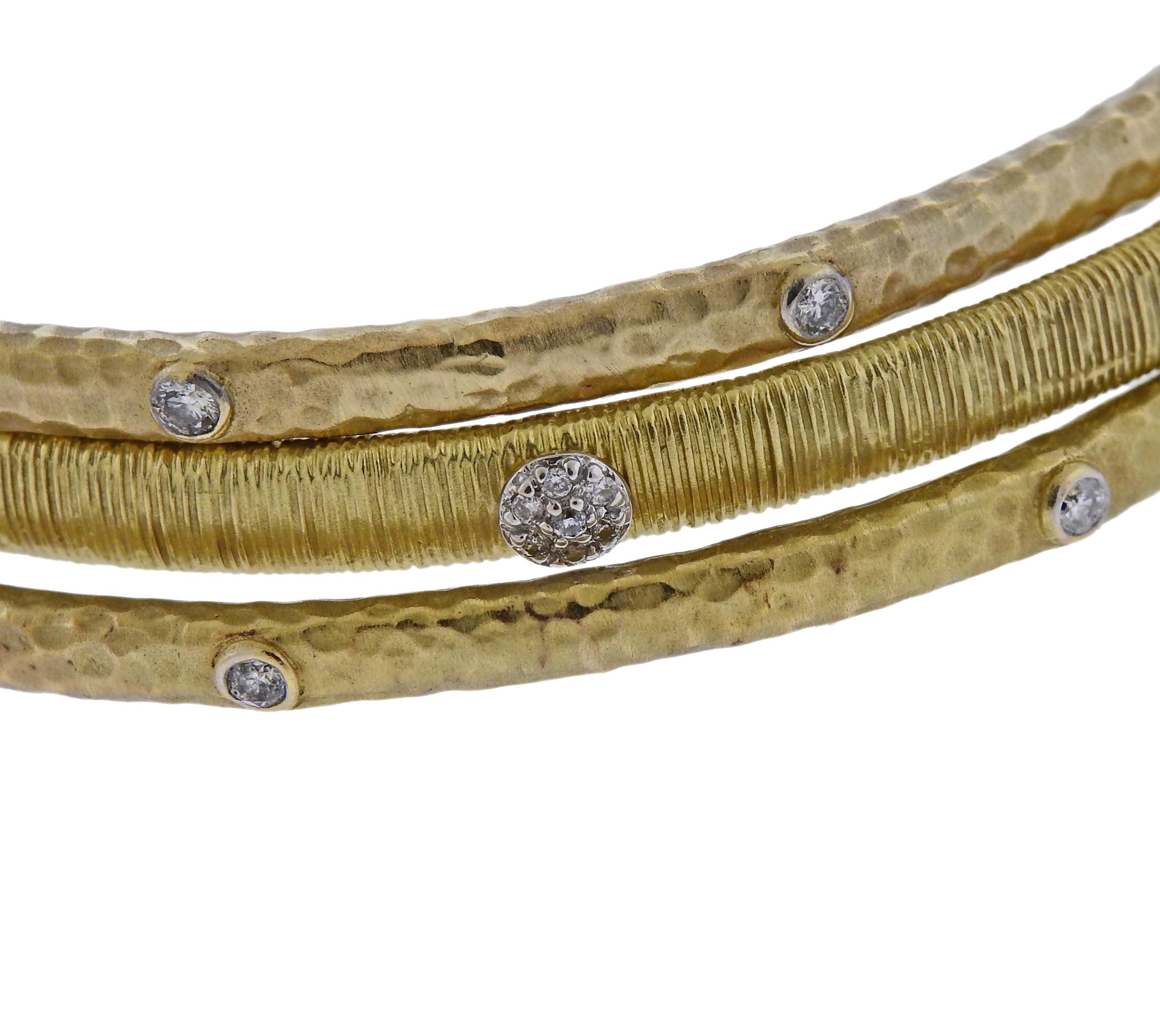 Diamond Gold Bangle Bracelet Set In Excellent Condition In Lambertville, NJ