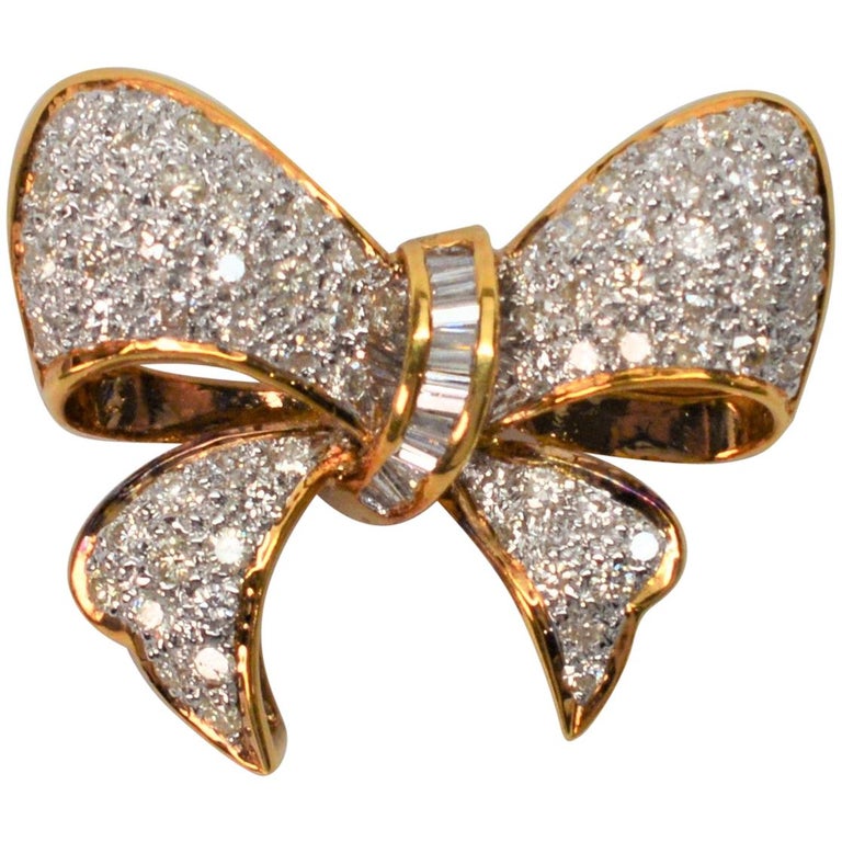 Diamond and Gold Bow Brooch Pin Pendant at 1stDibs
