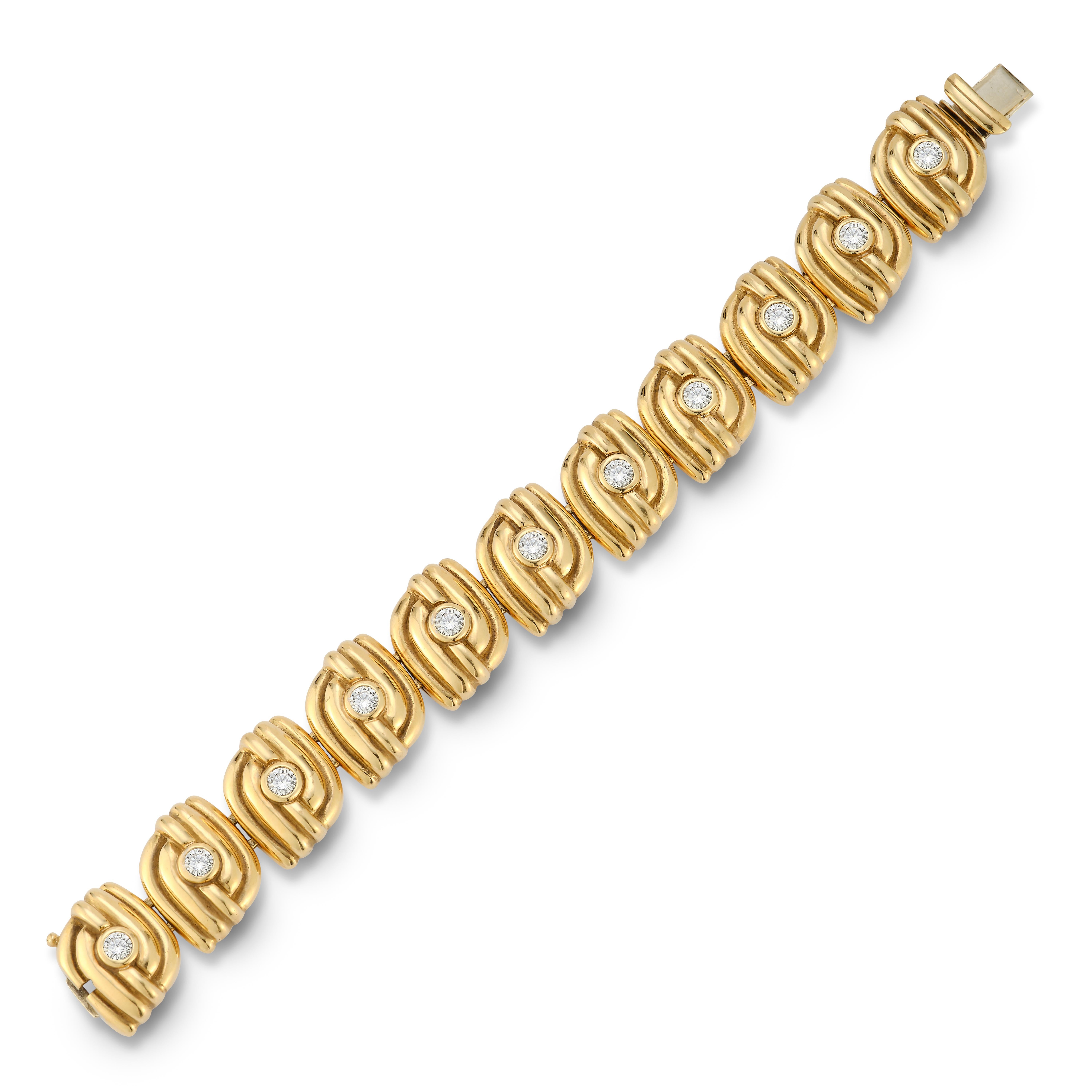 Bracelet en or et diamants ronds 

11 diamants taille ronde sertis en or jaune 18k.

Poids du diamant : environ 2,68 cts 

Mesures : 7