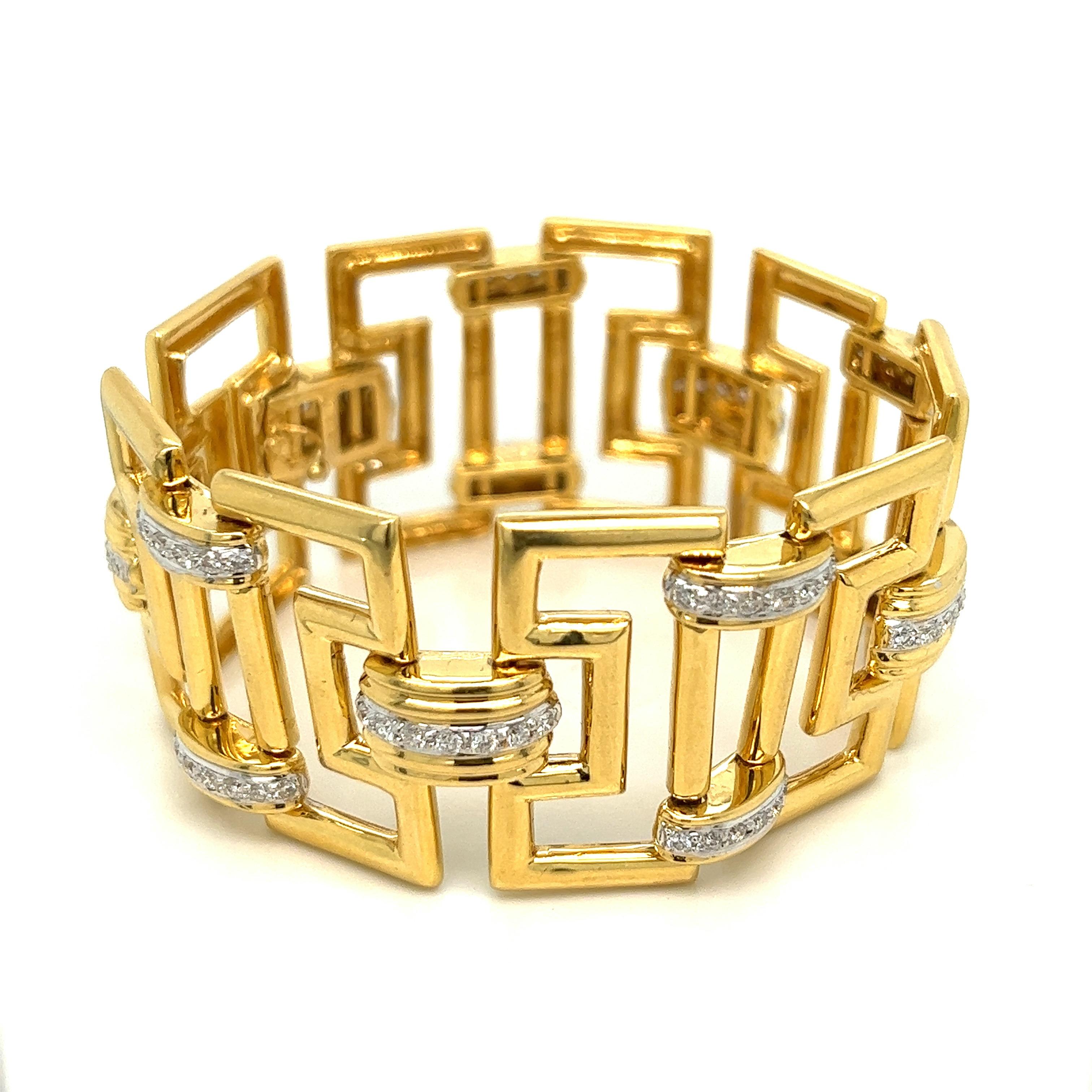 Diamond Gold Bracelet  In Excellent Condition In New York, NY