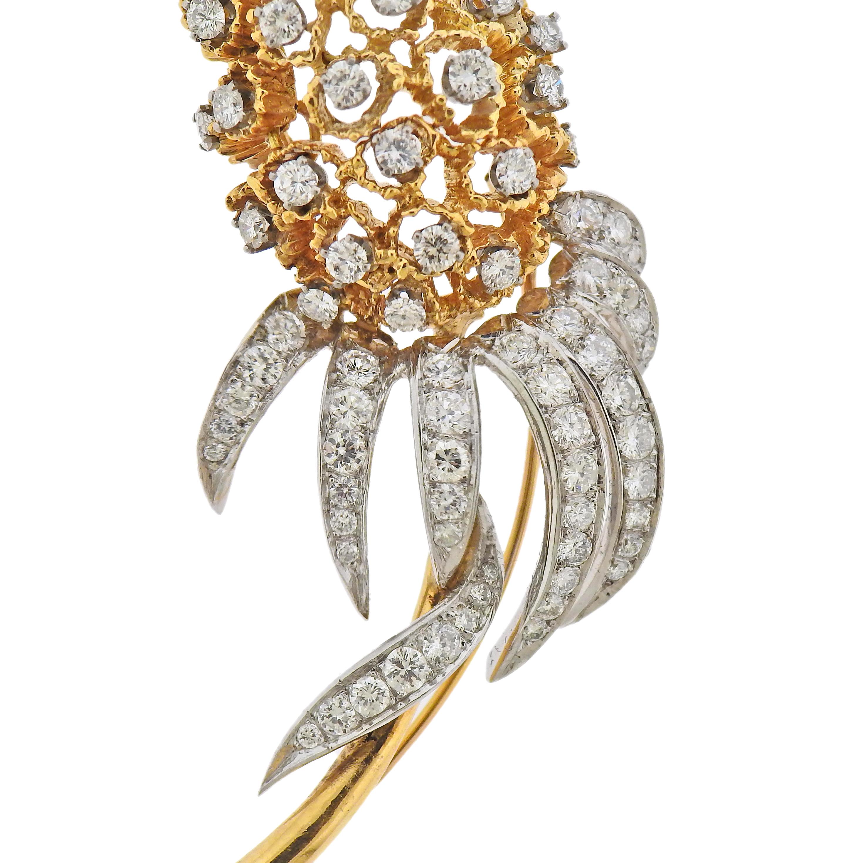 18k white and yellow gold brooch, with approx. 4 carats in diamonds. Brooch measures 82mm x 33mm. Marked 18k. Weight - 28.1 grams.