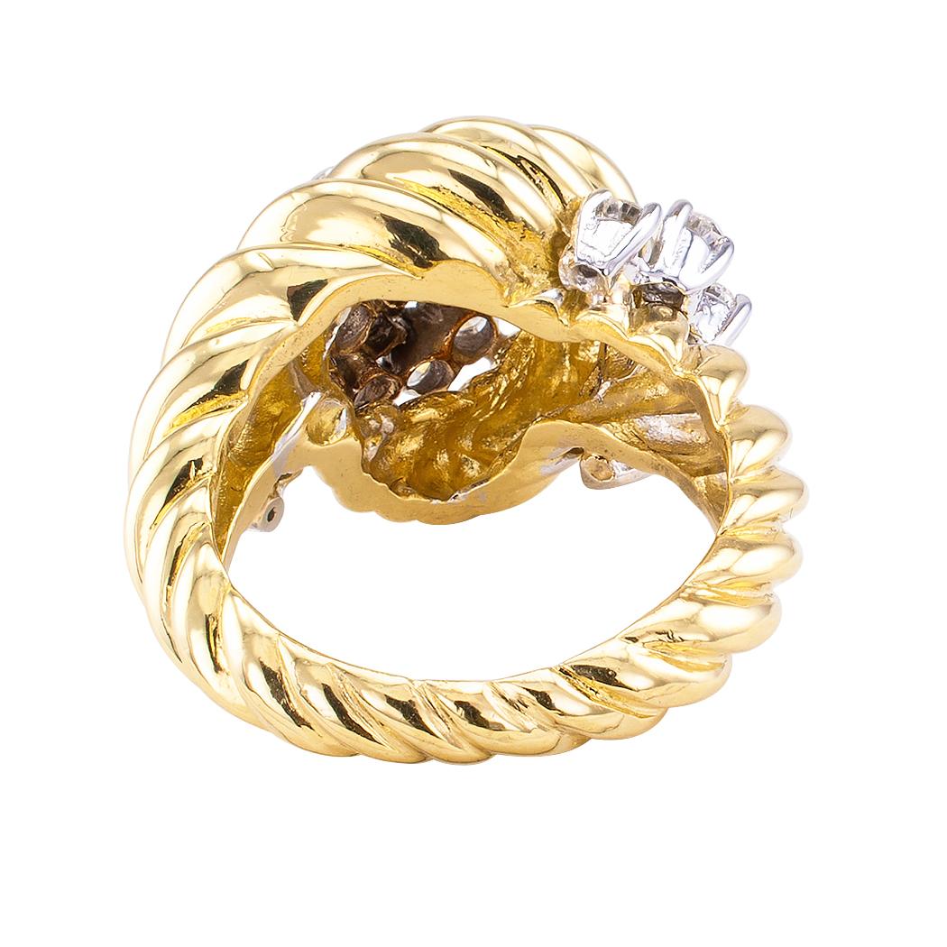 Round Cut Diamond Yellow Gold Cluster Ring