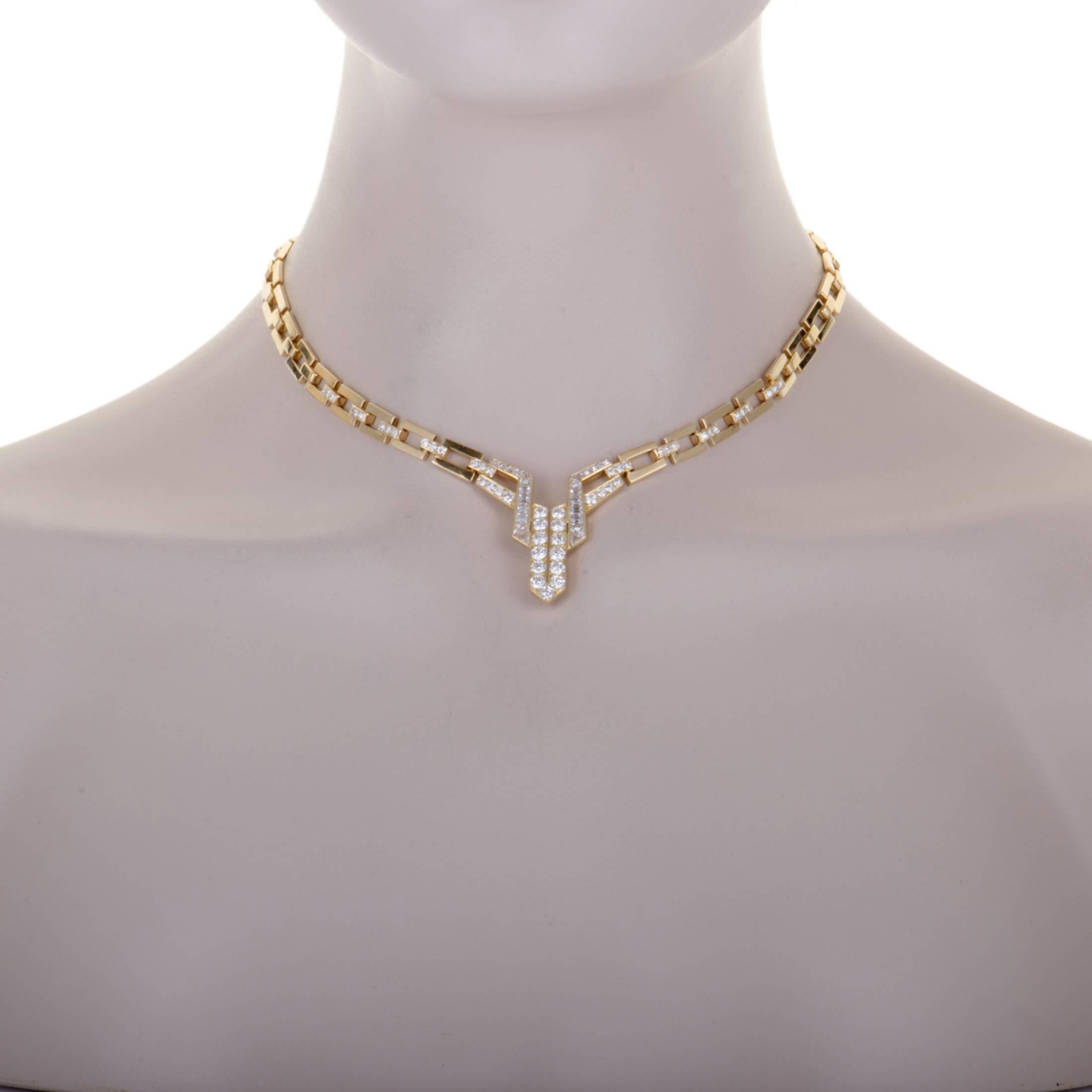 Designed in a compellingly elegant manner, this sublime necklace offers a look of utmost refinement and prestige. The necklace is made of classy 18K yellow gold and set with resplendent diamond stones that weigh approximately 4.95 carats in