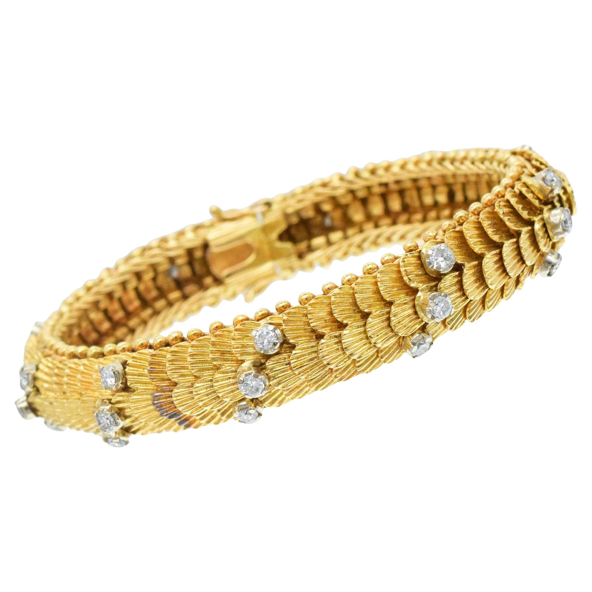 Diamond 
Gold Dragon Scales Bracelet. 18k