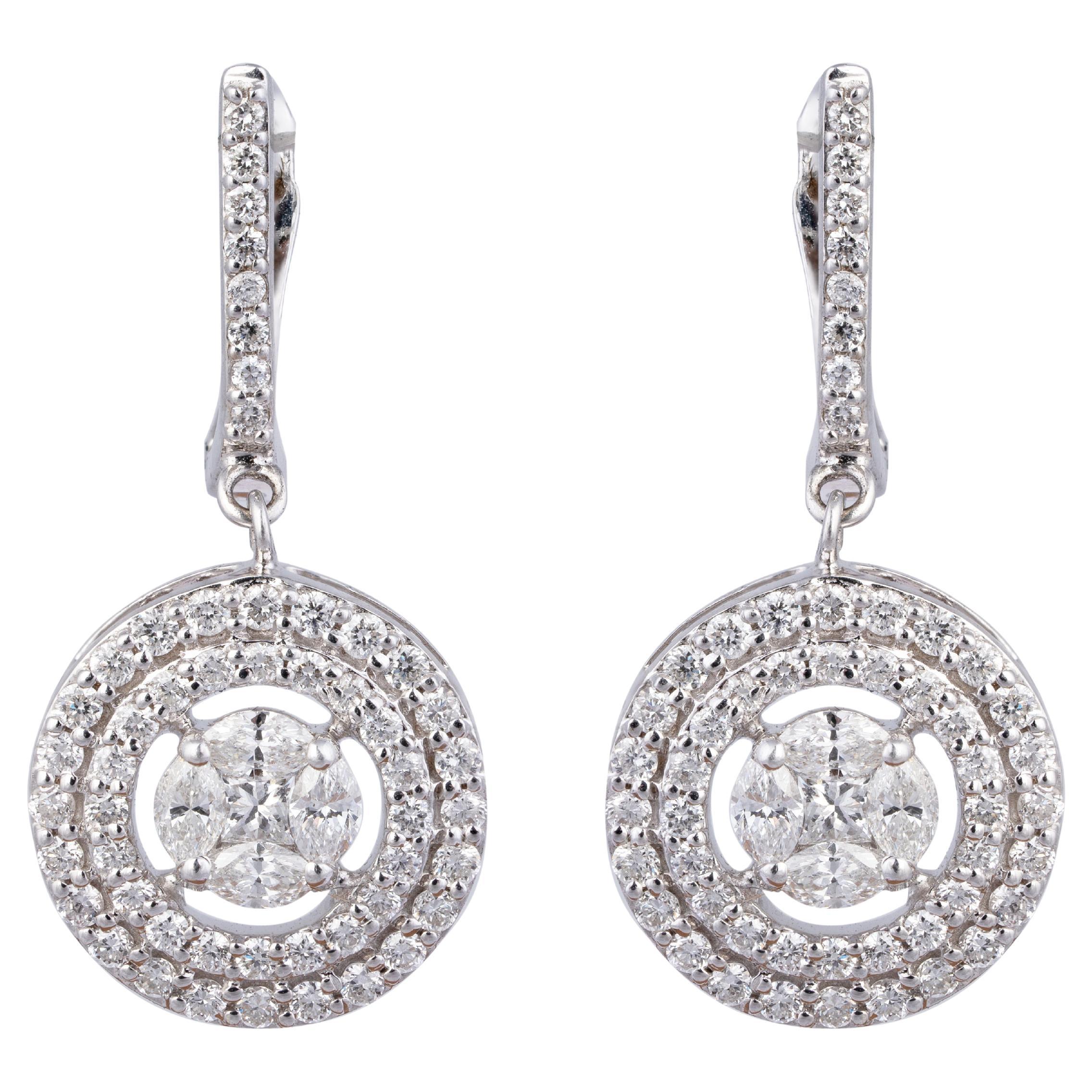18k gold Diamond Earring with 1.72 carats of dimaonds For Sale