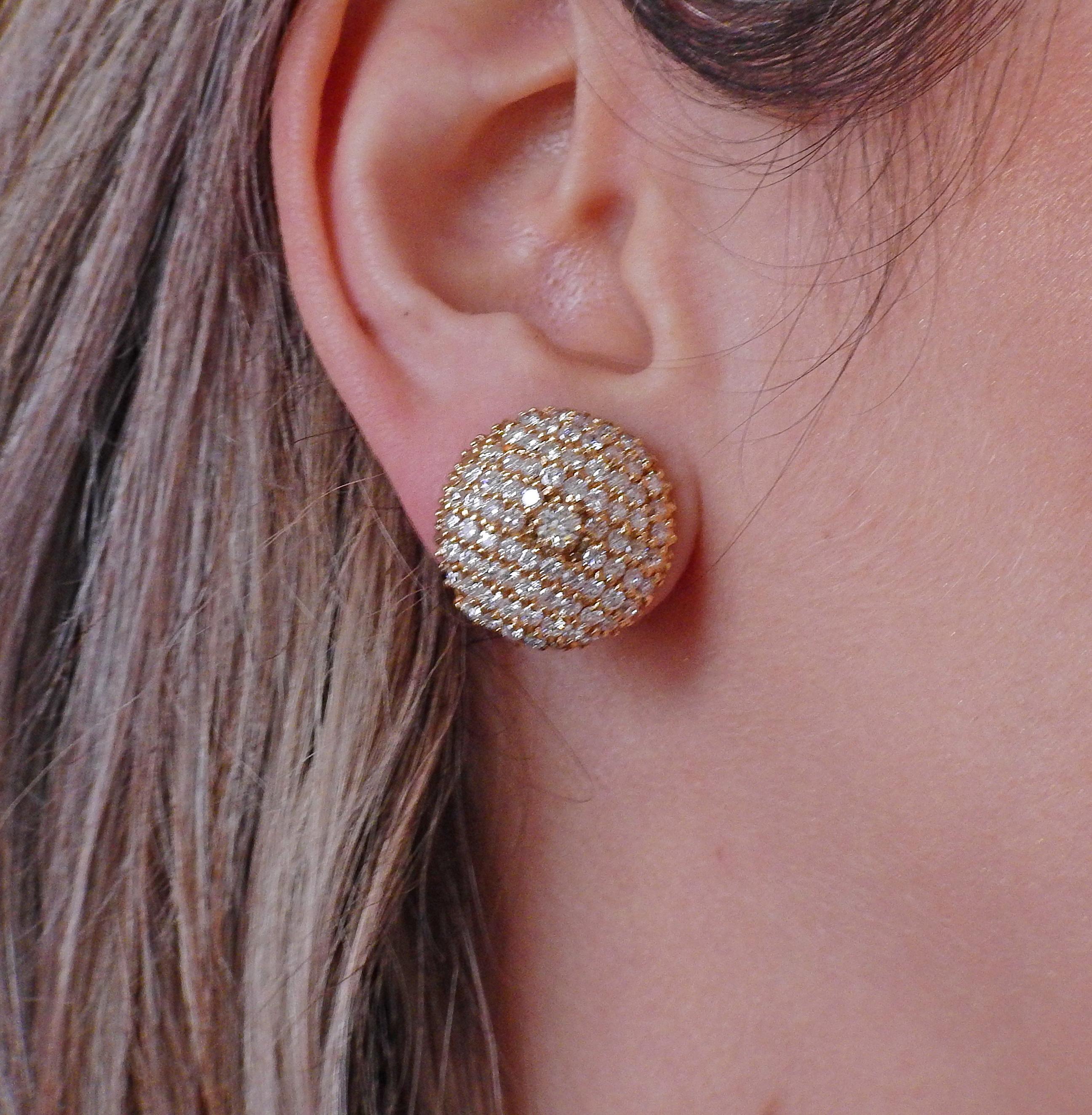 Boucles d'oreilles en or avec diamants Pour femmes en vente
