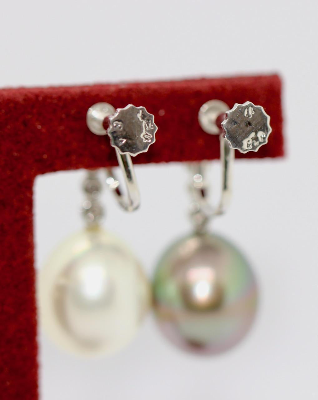 Diamond Gold Earrings set with white and gray South Sea Pearl, Tahitian Pearl For Sale 1