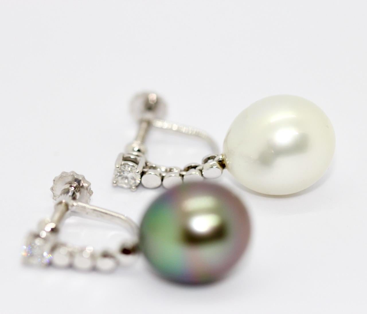 Diamond Gold Earrings set with white and gray South Sea Pearl, Tahitian Pearl For Sale 4