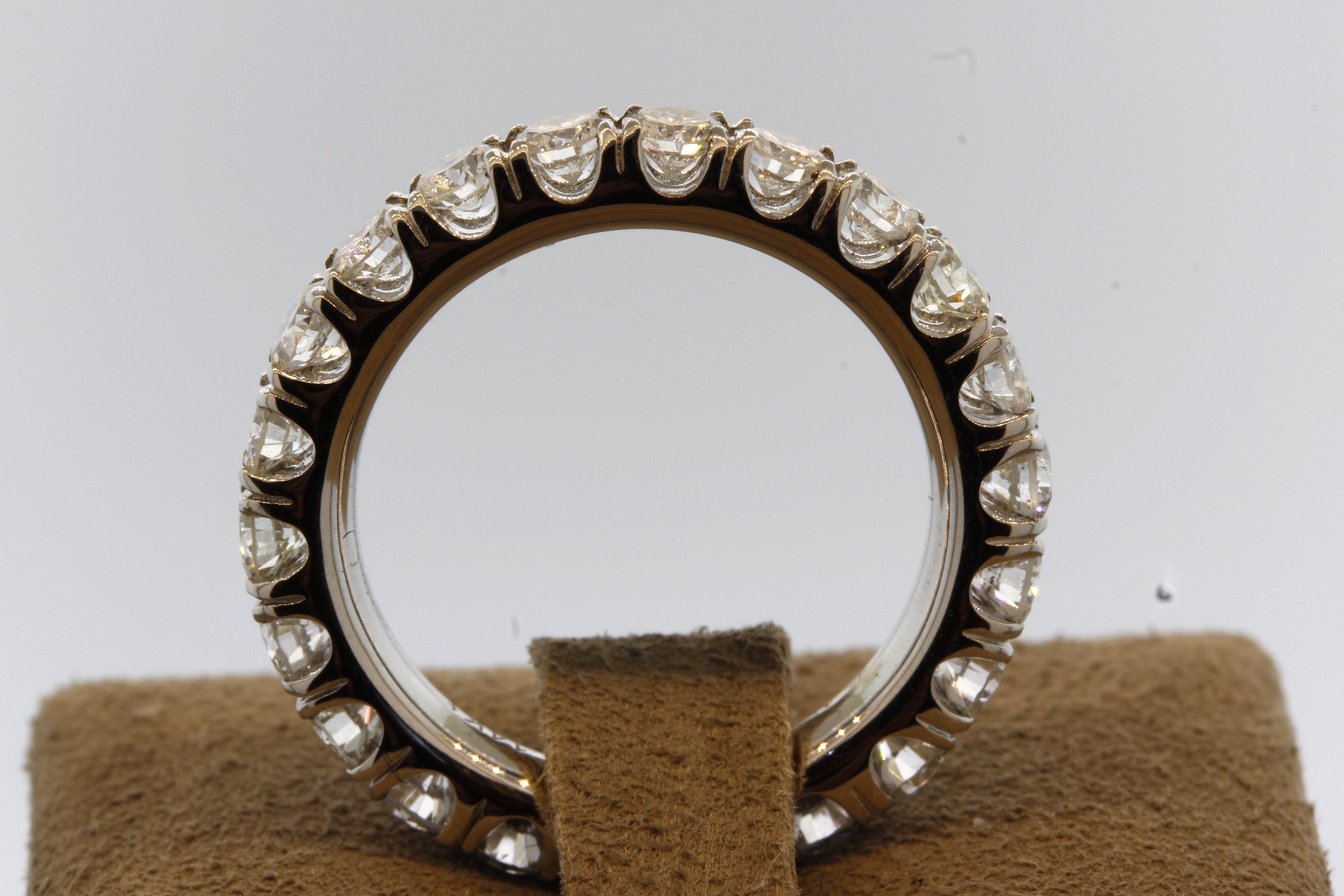 Women's Diamond Gold Eternity Band Ring For Sale