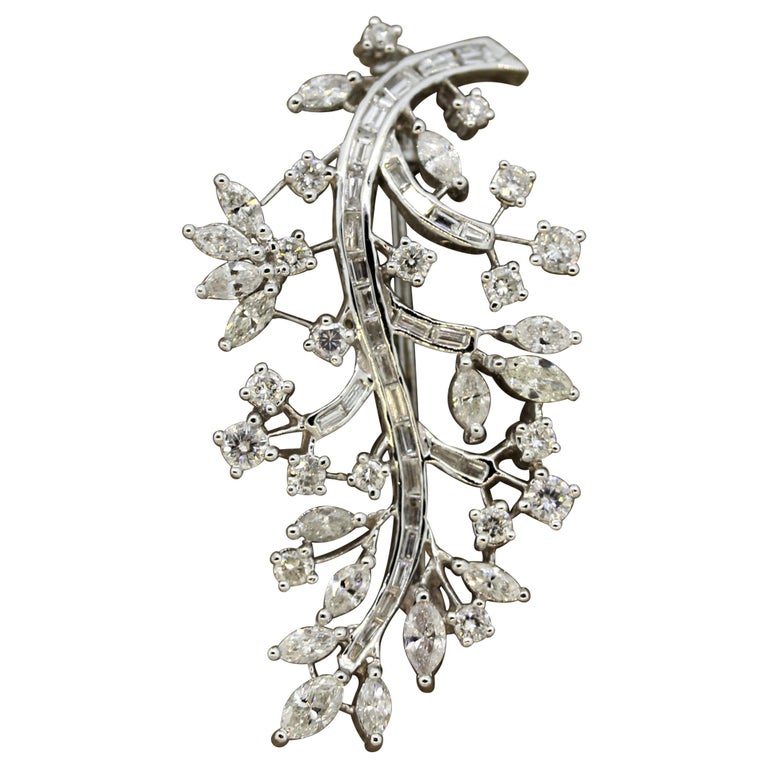 Diamond Gold Floral Spray Brooch For Sale at 1stDibs