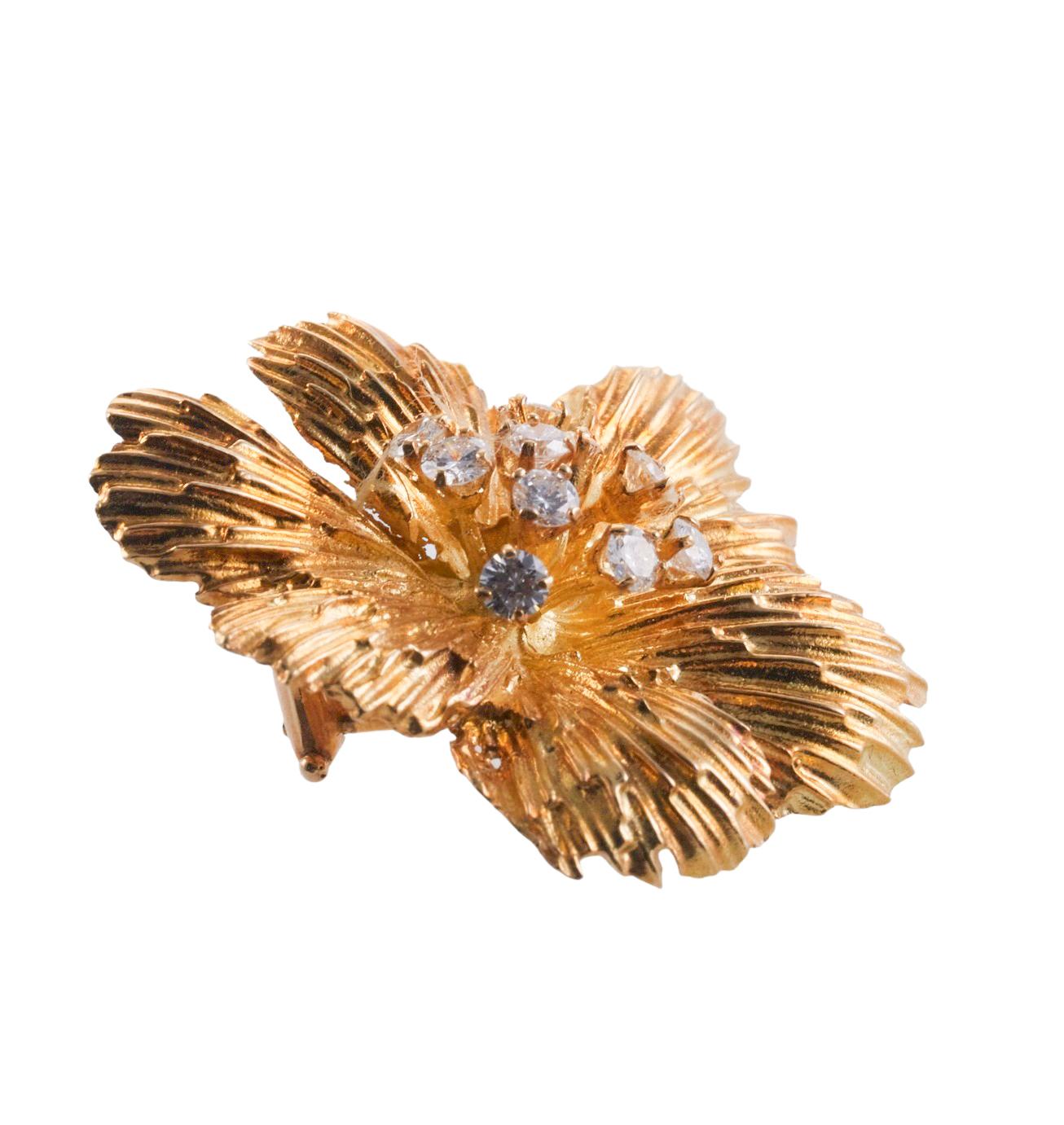 Diamond Gold Flower Earrings For Sale 2
