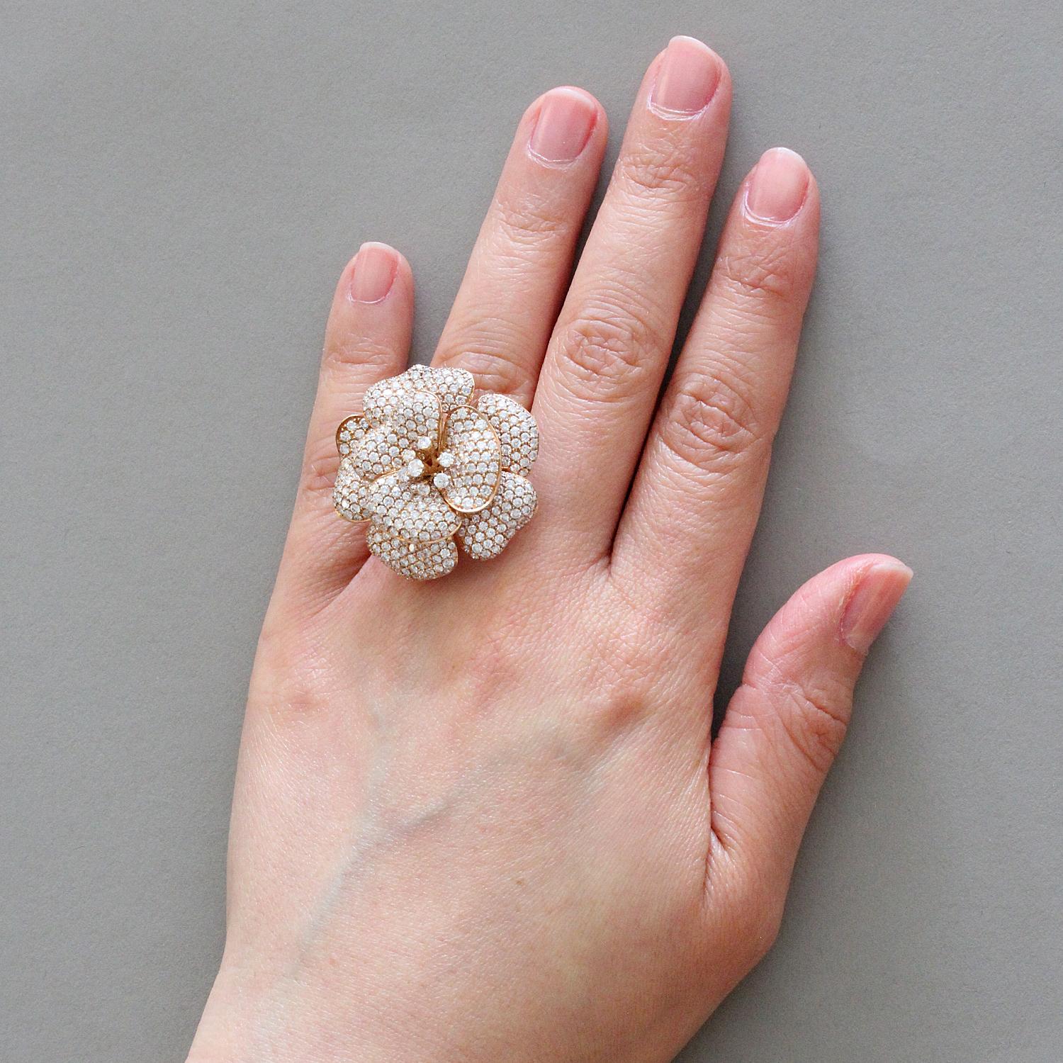 Diamant-Blumenring aus Gold 1