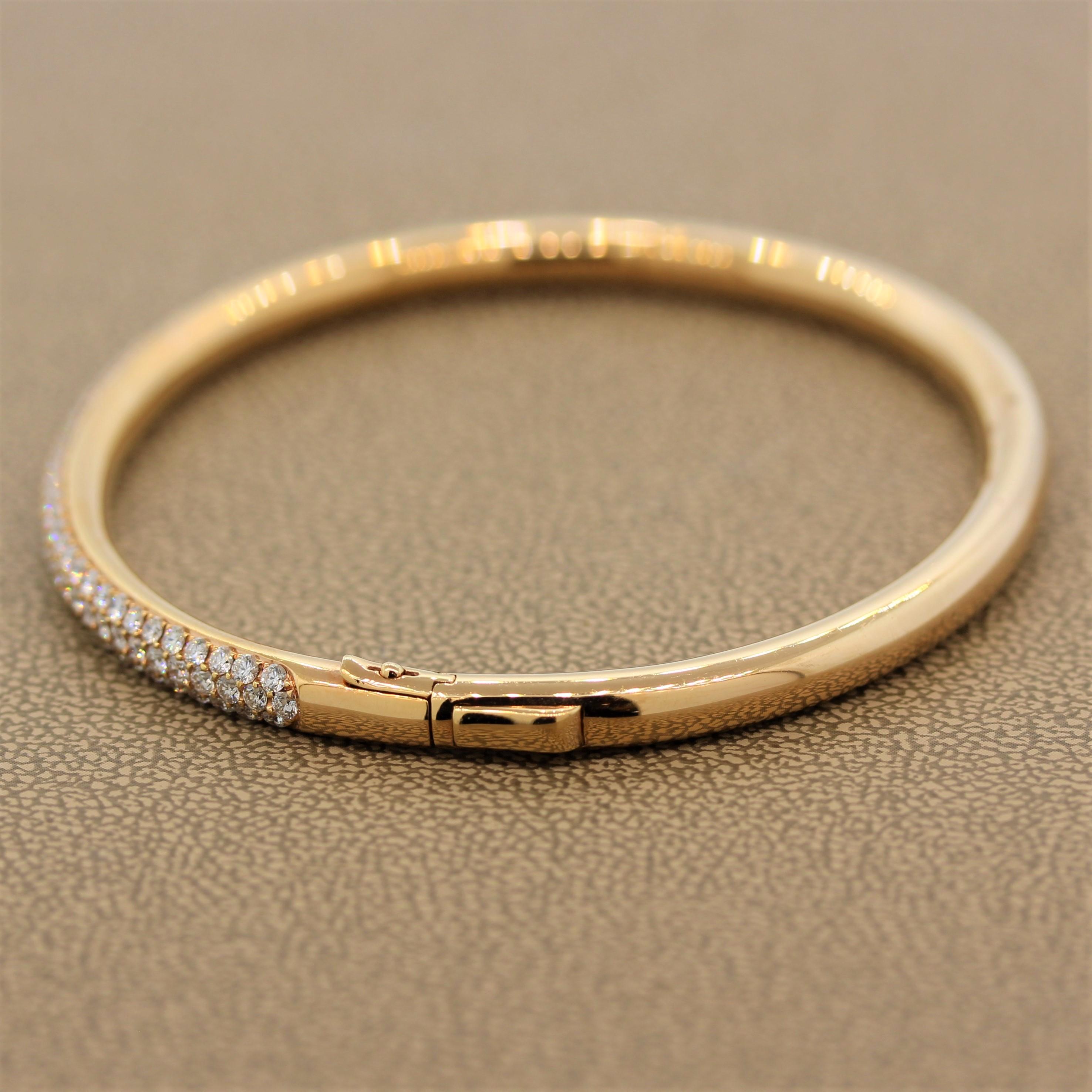 Bracelet rigide en or et diamants Pour femmes en vente