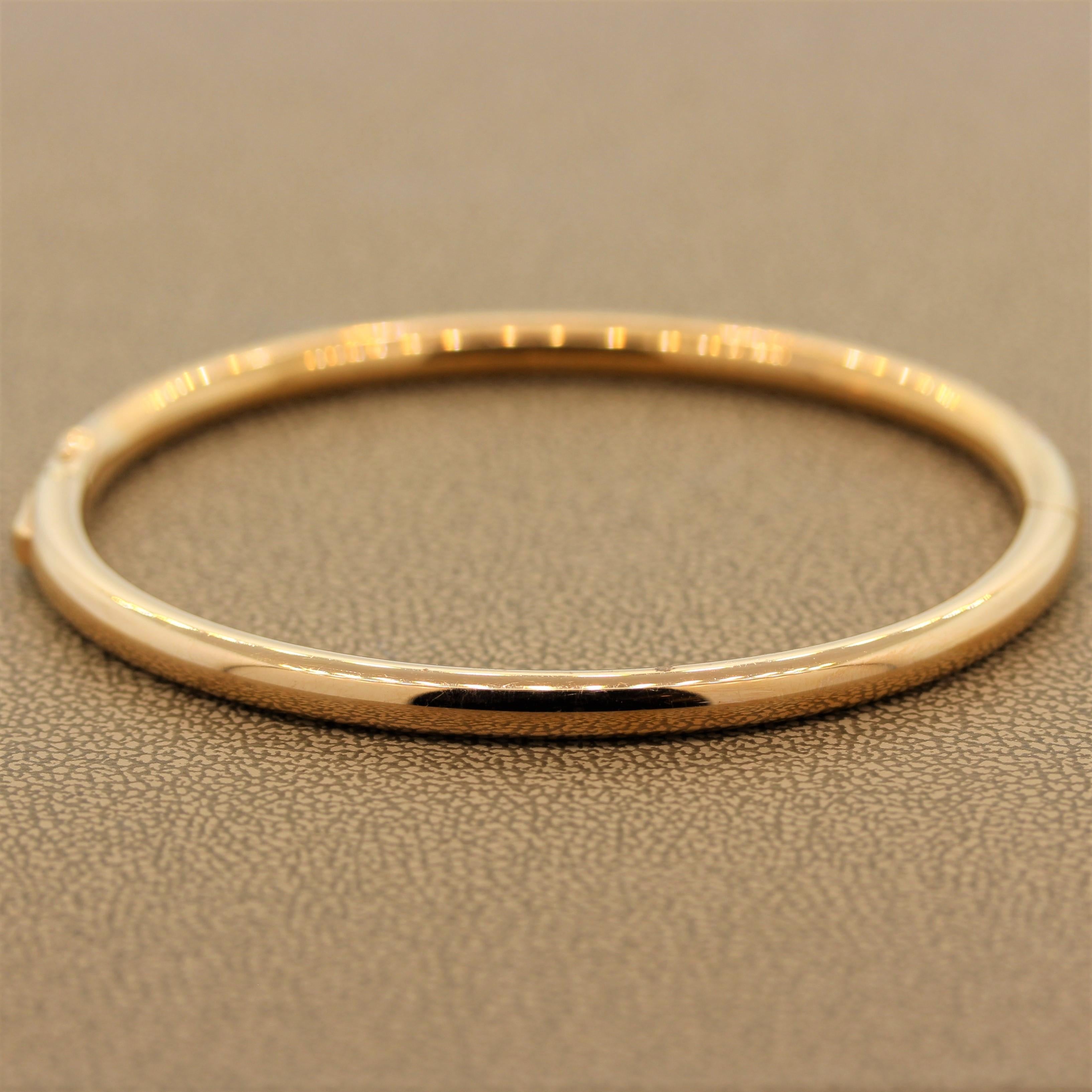 Diamond Gold Hard Bracelet In New Condition For Sale In Beverly Hills, CA