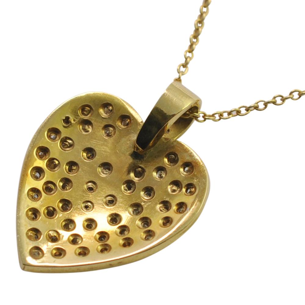 Round Cut Diamond Gold Heart Pendant For Sale