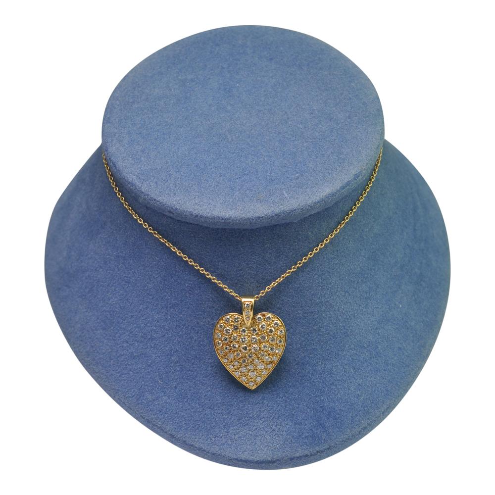 Diamond Gold Heart Pendant For Sale 1