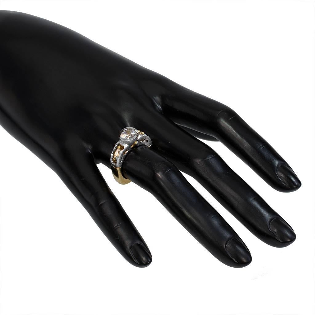 da uomo o donna Anello di fidanzamento con diamante in oro Hidden Realms Cocktail Wedding Ring Fatto a mano a NYC in vendita