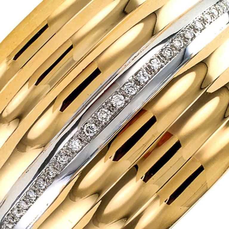 Diamond Gold Hinged Cuff Bracelet In Excellent Condition In Los Angeles, CA