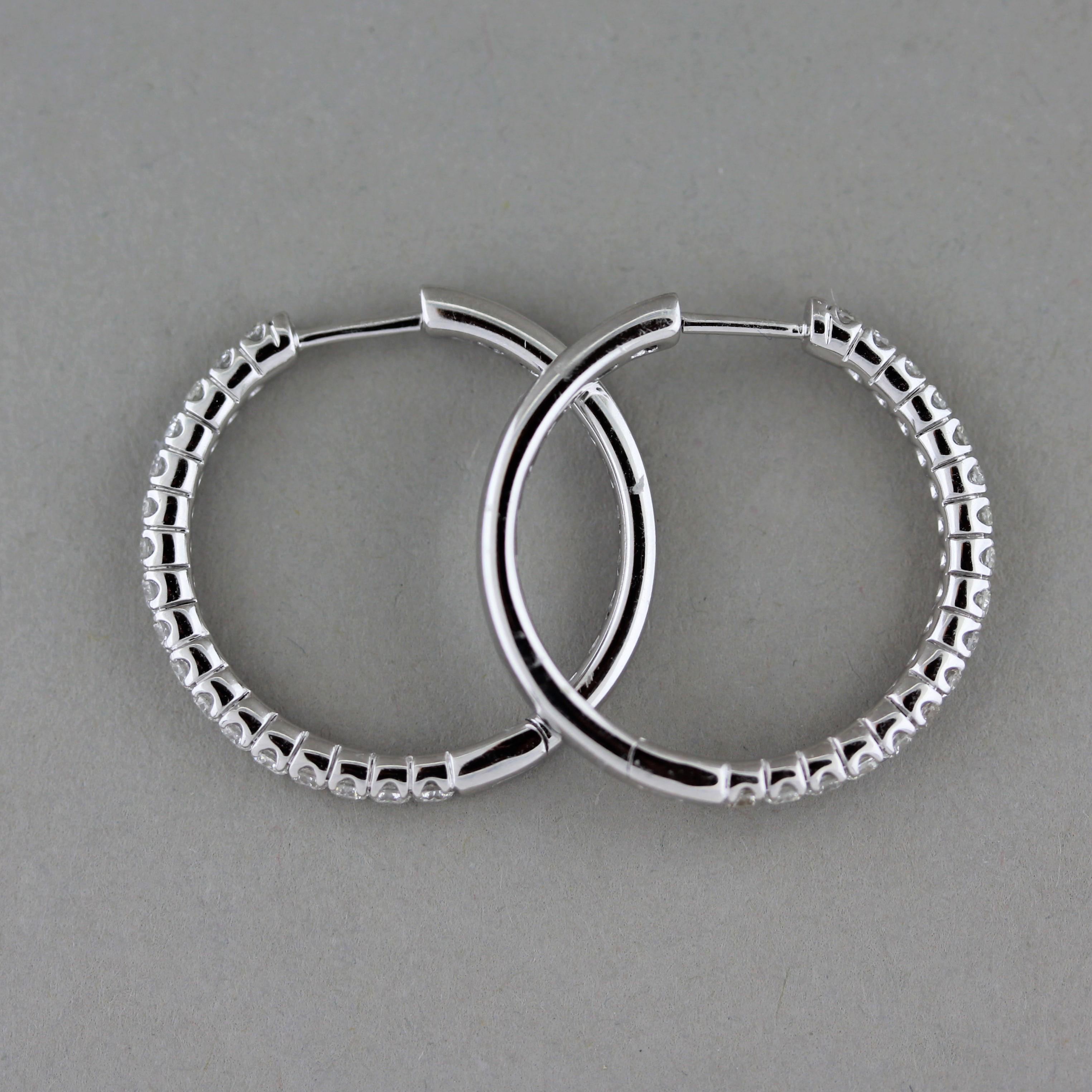 Diamond Gold Hoop Earrings In New Condition In Beverly Hills, CA