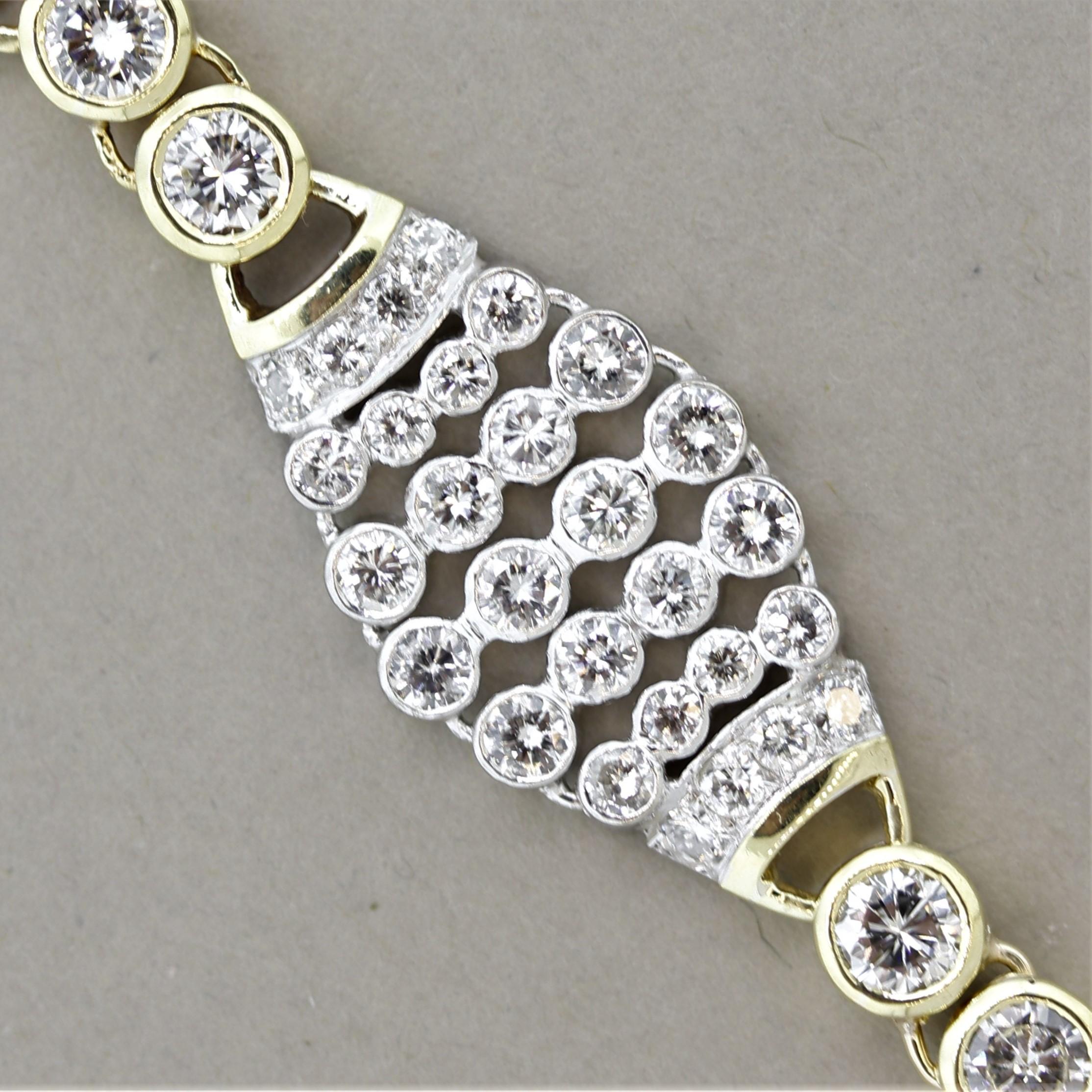 Taglio rotondo Collana girocollo con diamanti e link in oro in vendita