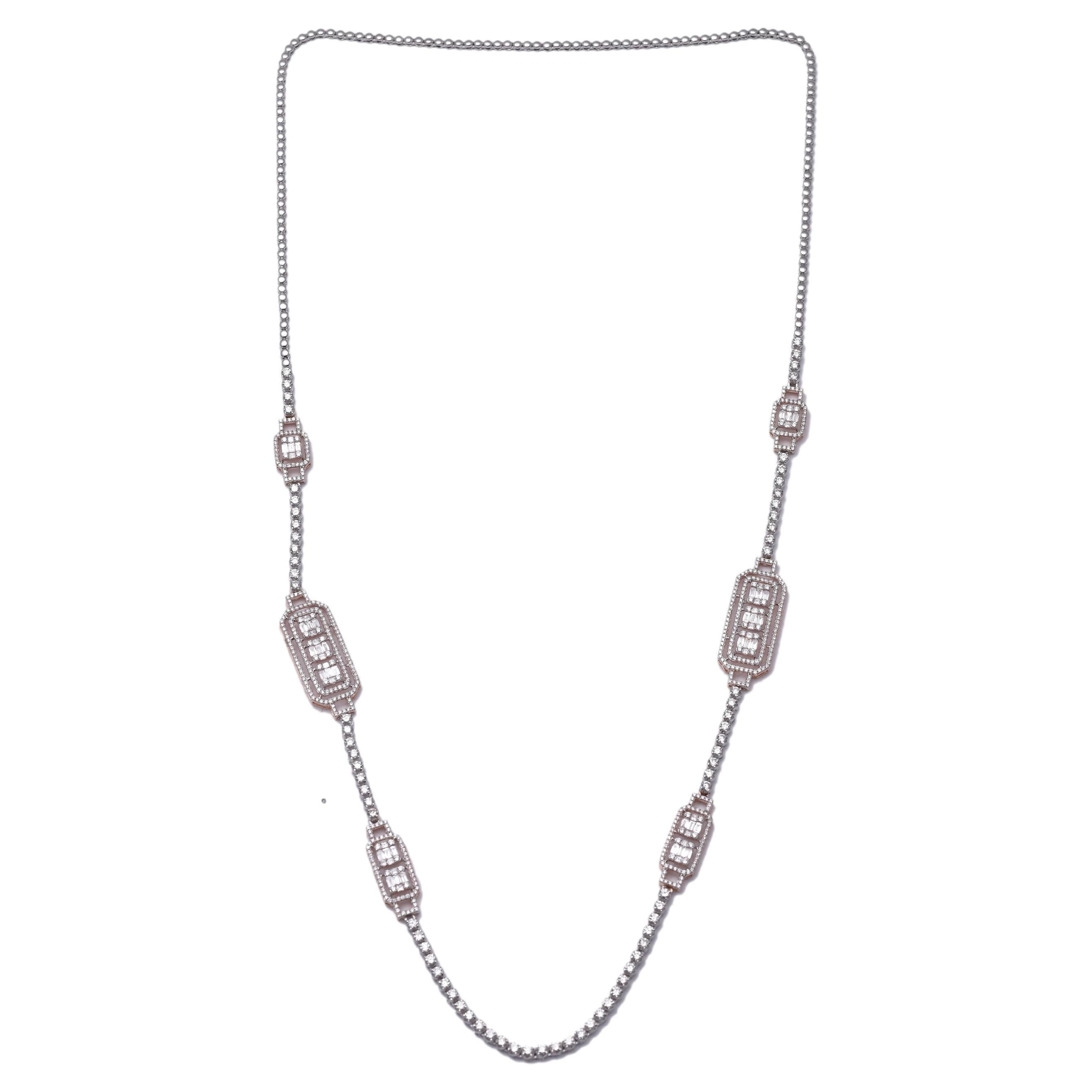 Diamond Gold Medallion Necklace For Sale at 1stDibs