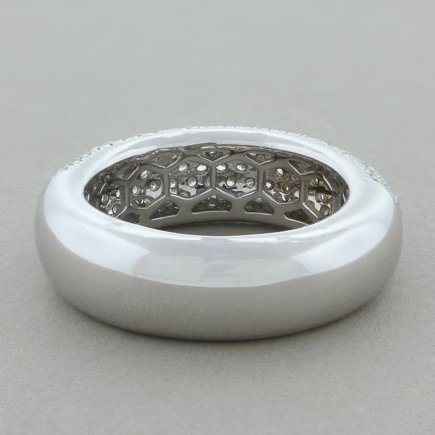 Diamant Gold Pavé Set Band Ring (Rundschliff) im Angebot