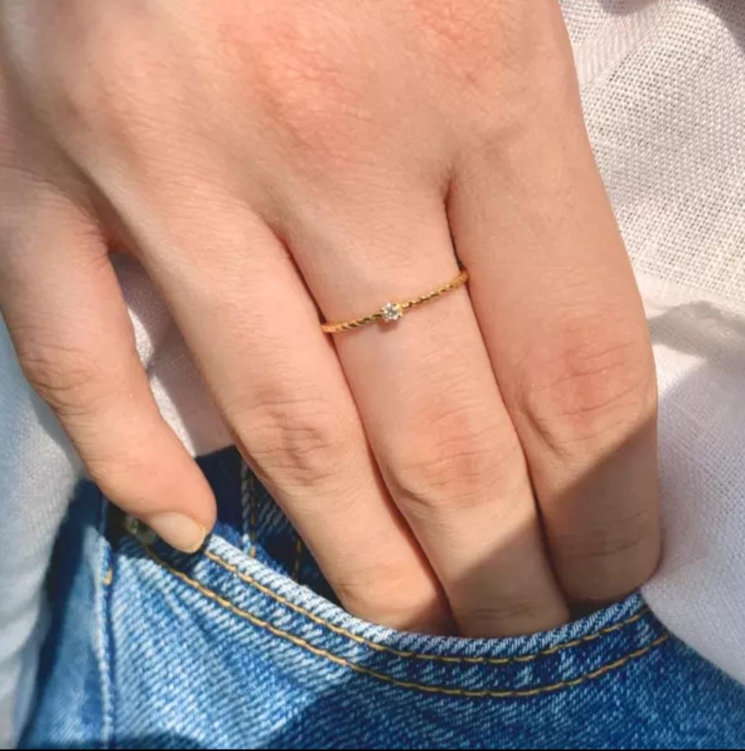 Round Cut Diamond Gold Ring 14K Engagement White Cut Solitaire Round diamond Twist Band For Sale