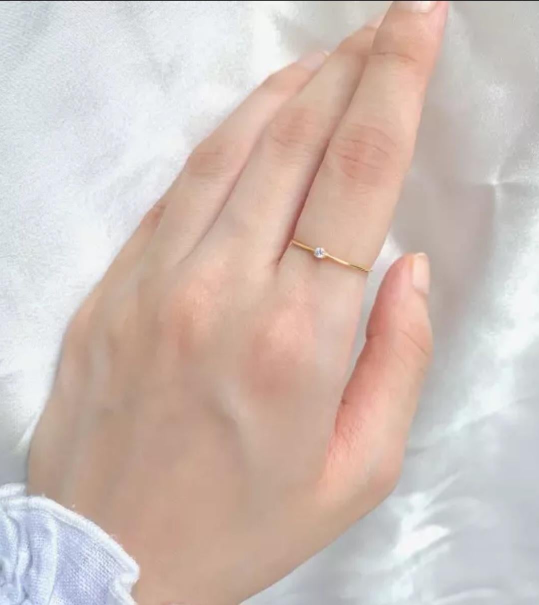 Diamant Gold Ring 14K Verlobung Weißer Schliff Solitär Rund Qualität Dünner Ring (Rundschliff) im Angebot