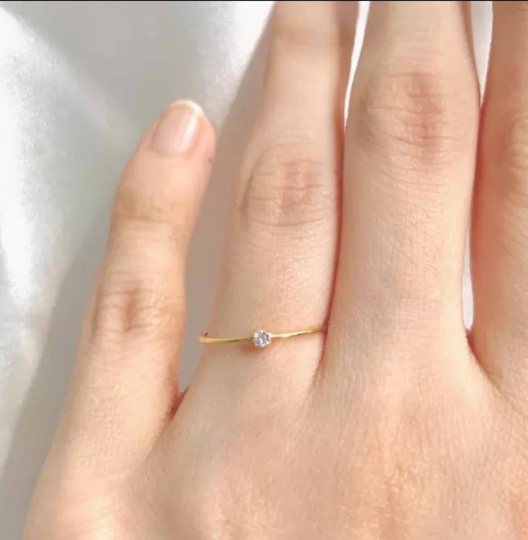 Diamant Gold Ring 14K Verlobung Weißer Schliff Solitär Rund Qualität Dünner Ring im Angebot 1
