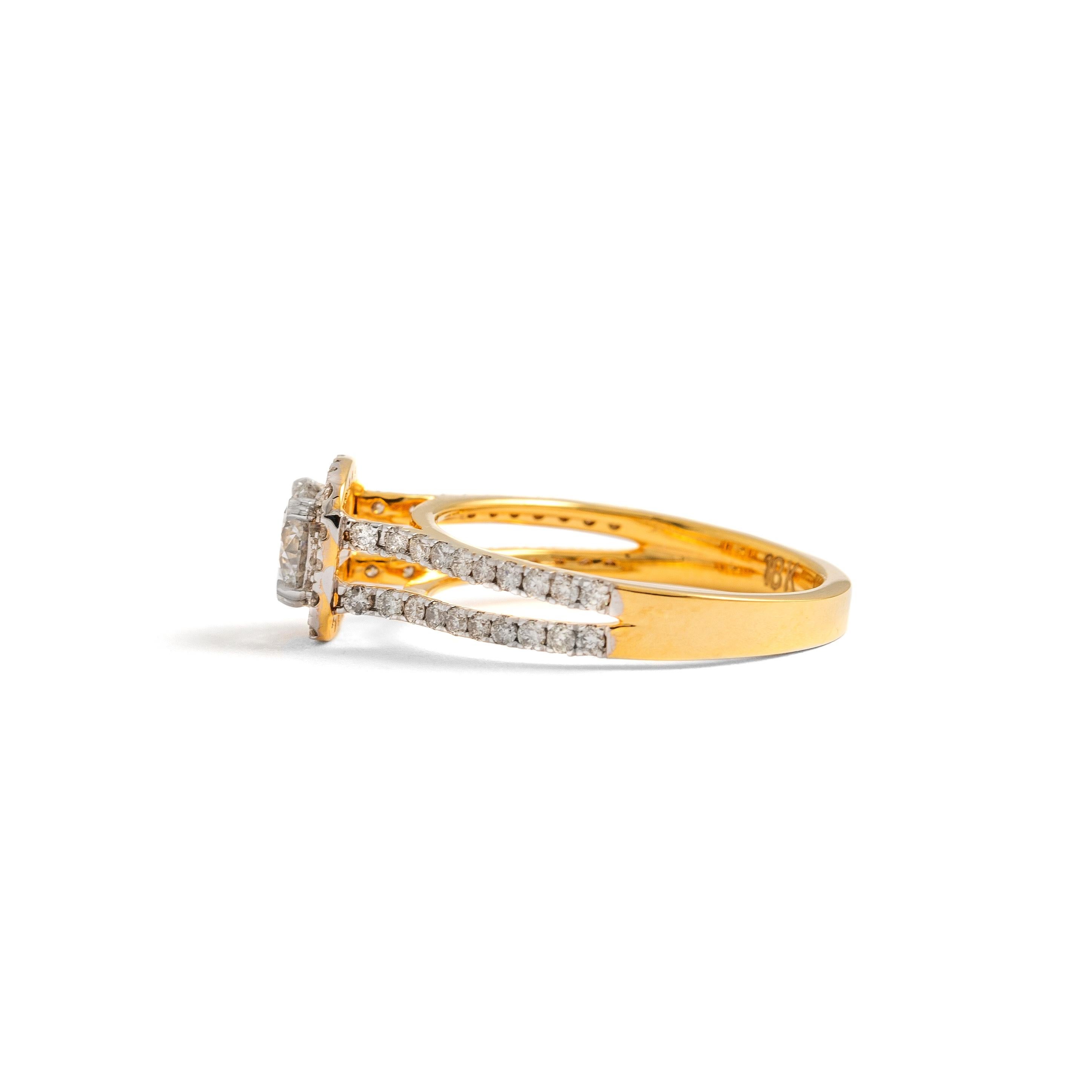 Diamond Gold Ring In New Condition For Sale In Geneva, CH