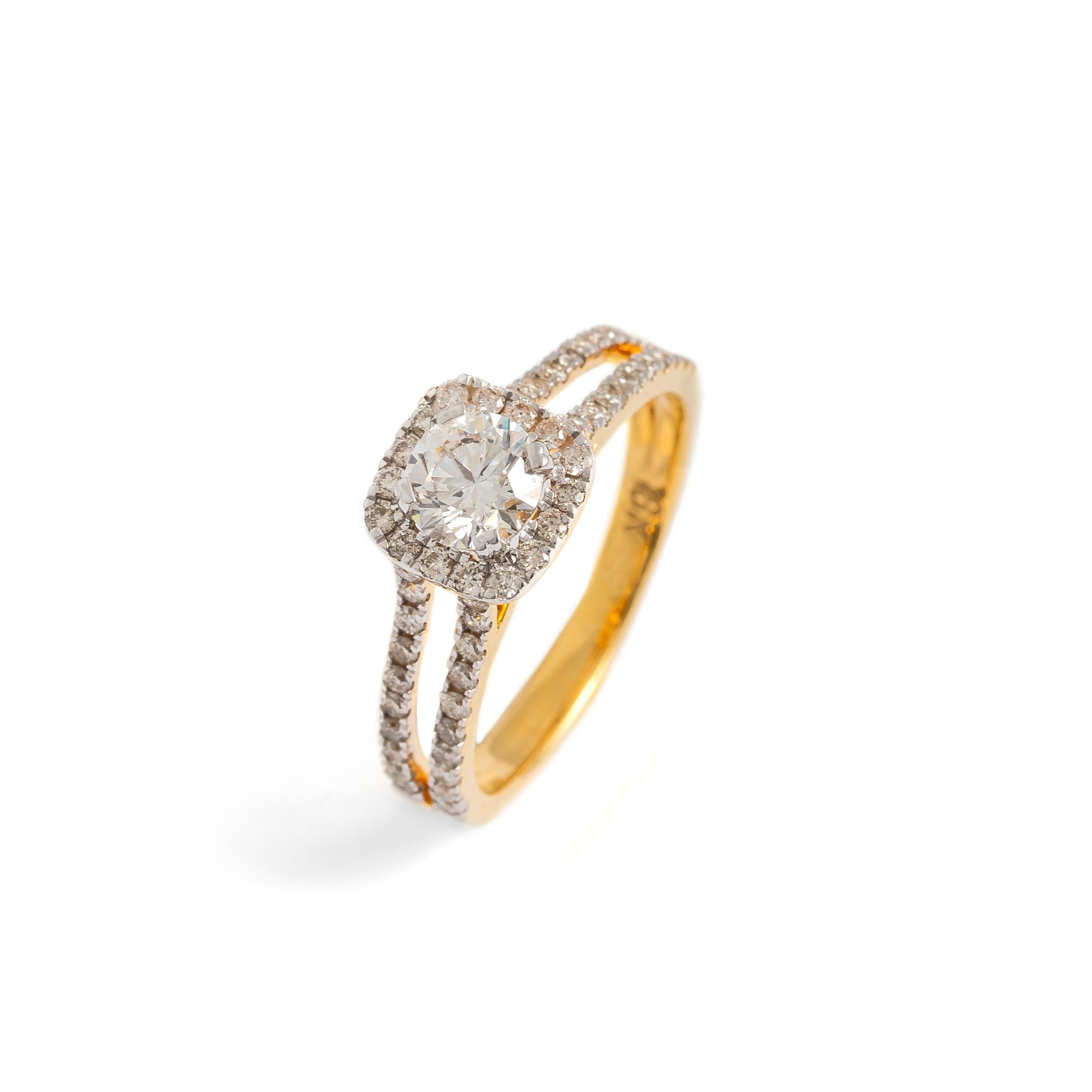 Women's or Men's Diamond Gold Ring For Sale