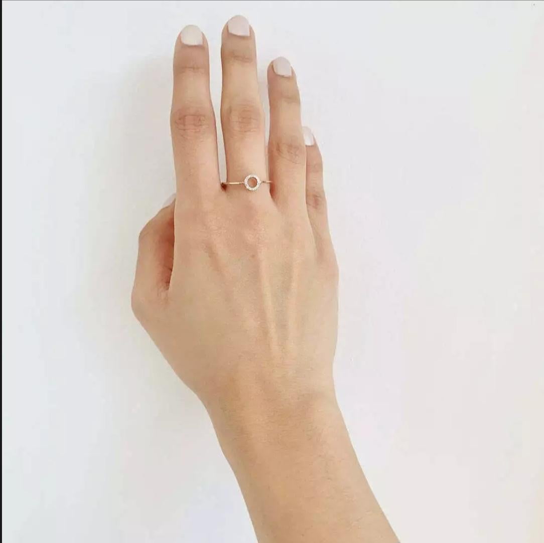 Bague en or diamant Halo Bague de fiançailles en or jaune 14K diamant rond Halo Bague de fiançailles en or jaune 14K diamant rond Halo Cadeau en vente 1