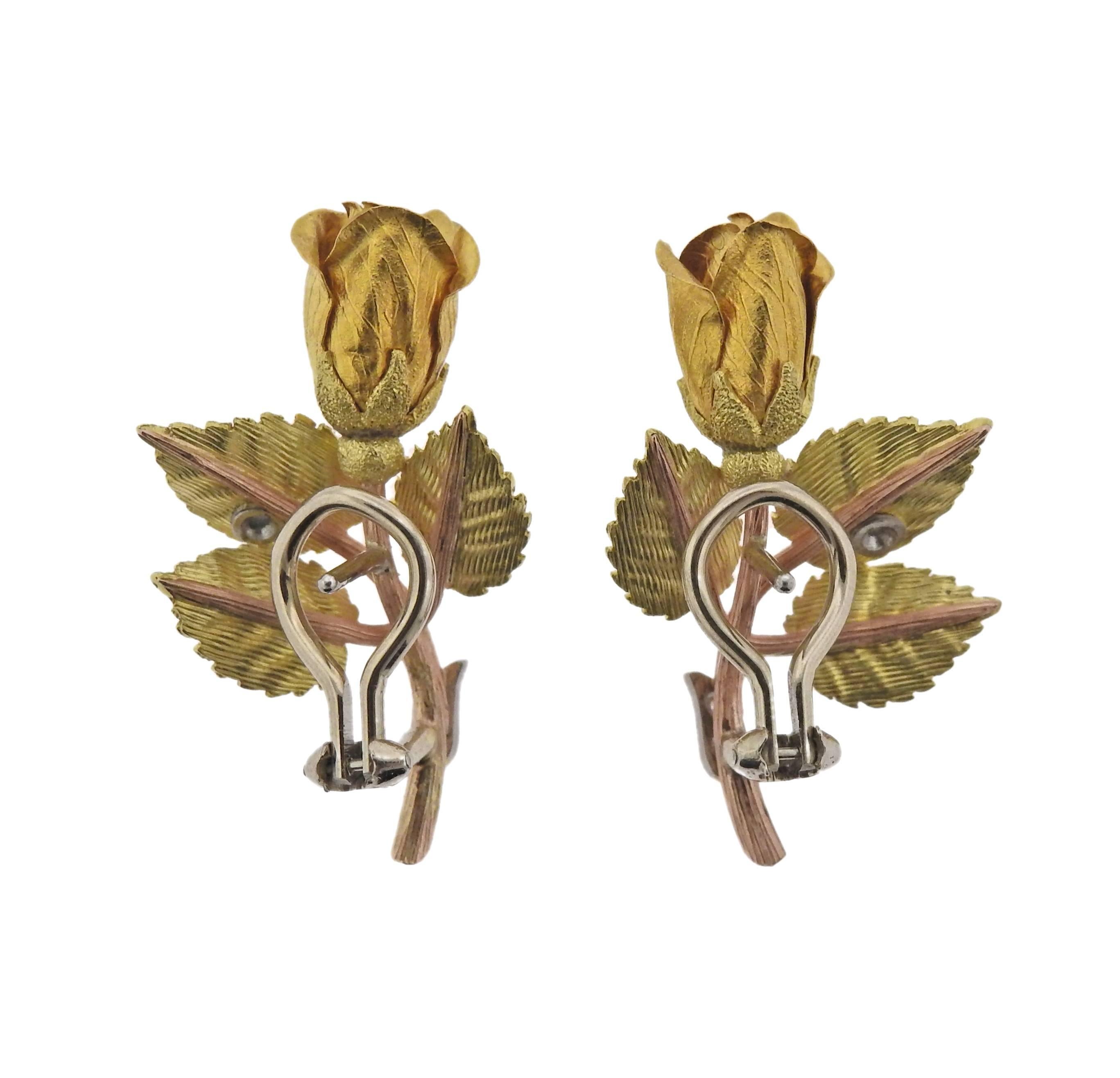 Diamond Gold Rose Flower Earrings In Excellent Condition In Lambertville, NJ